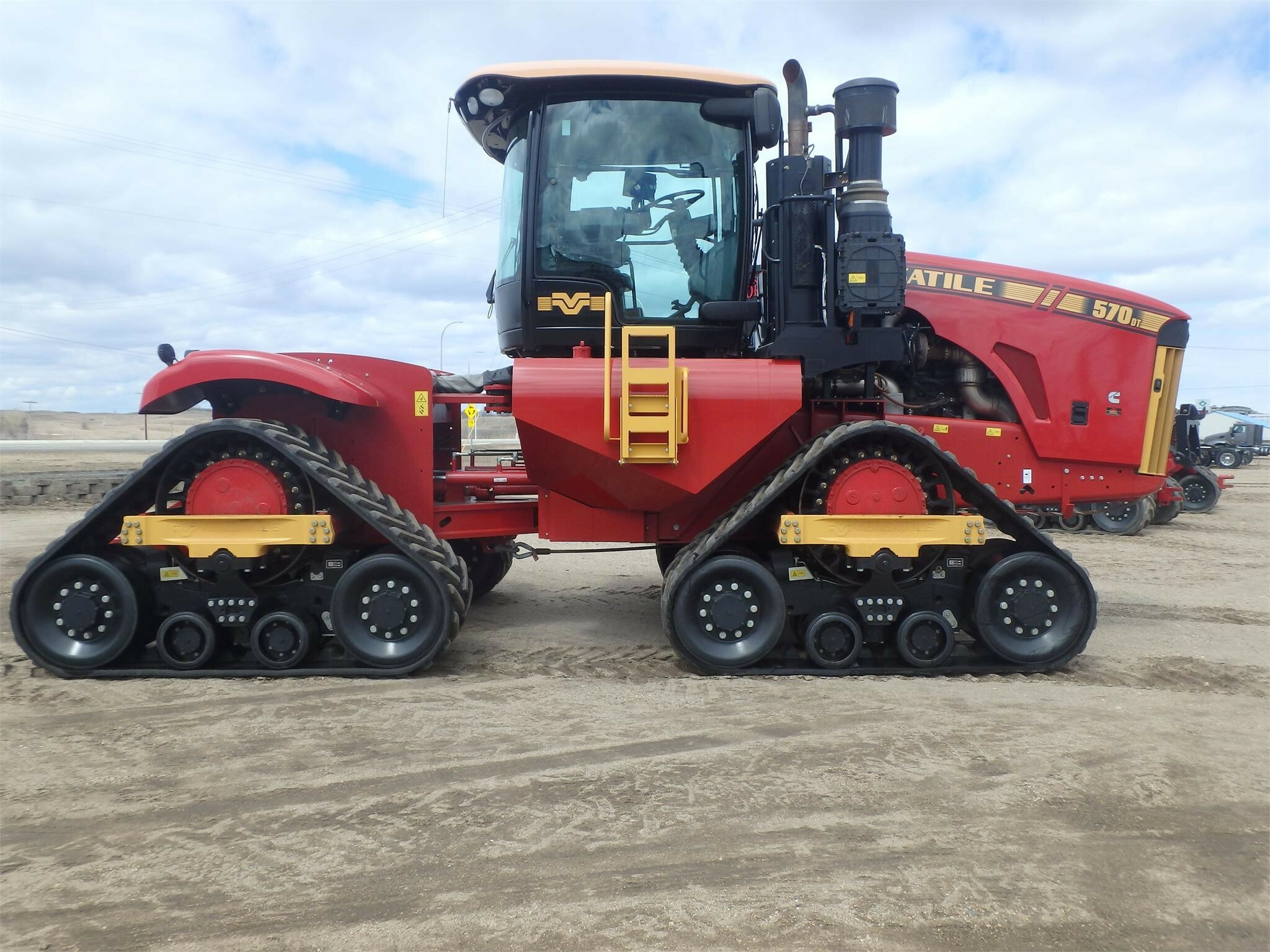 2018 Versatile 570DT Tractor