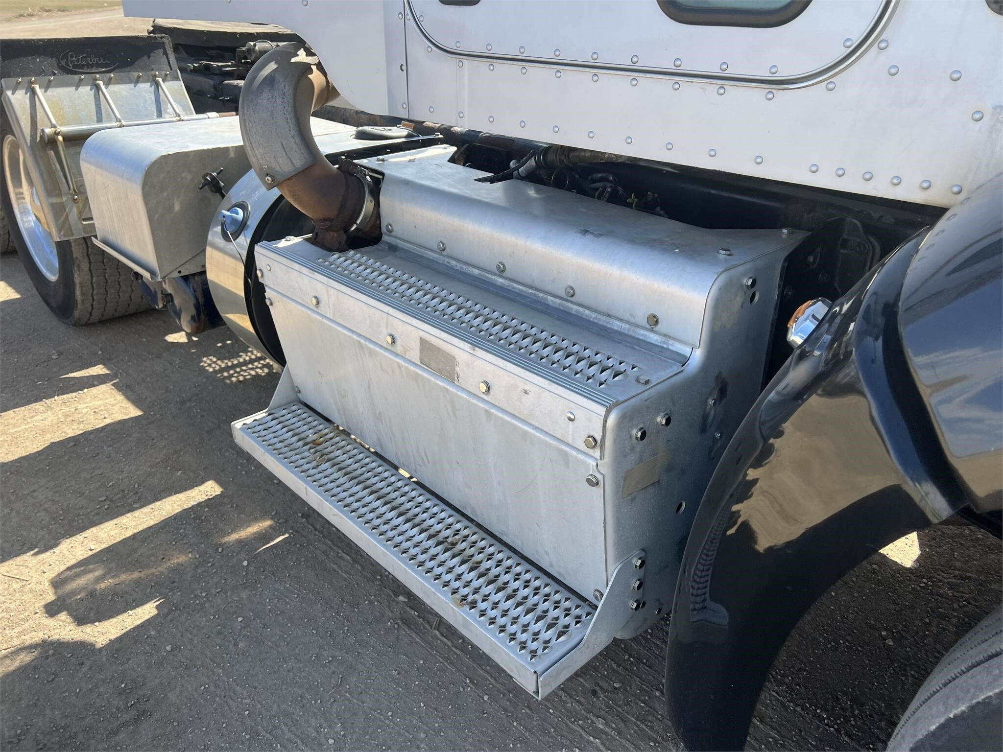 2014 Peterbilt 386 Semi Trucks/Trailer