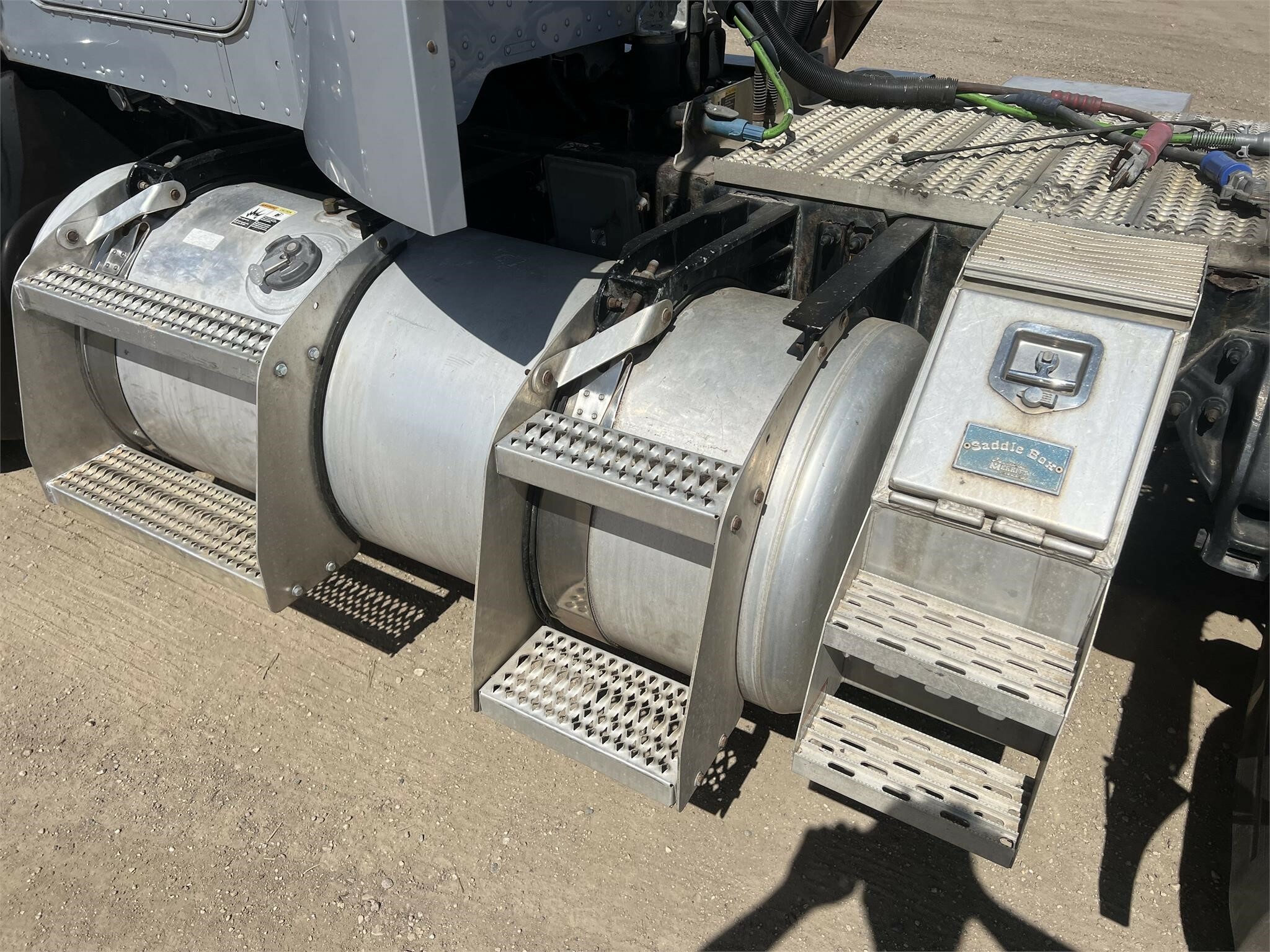 2014 Peterbilt 386 Semi Trucks/Trailer