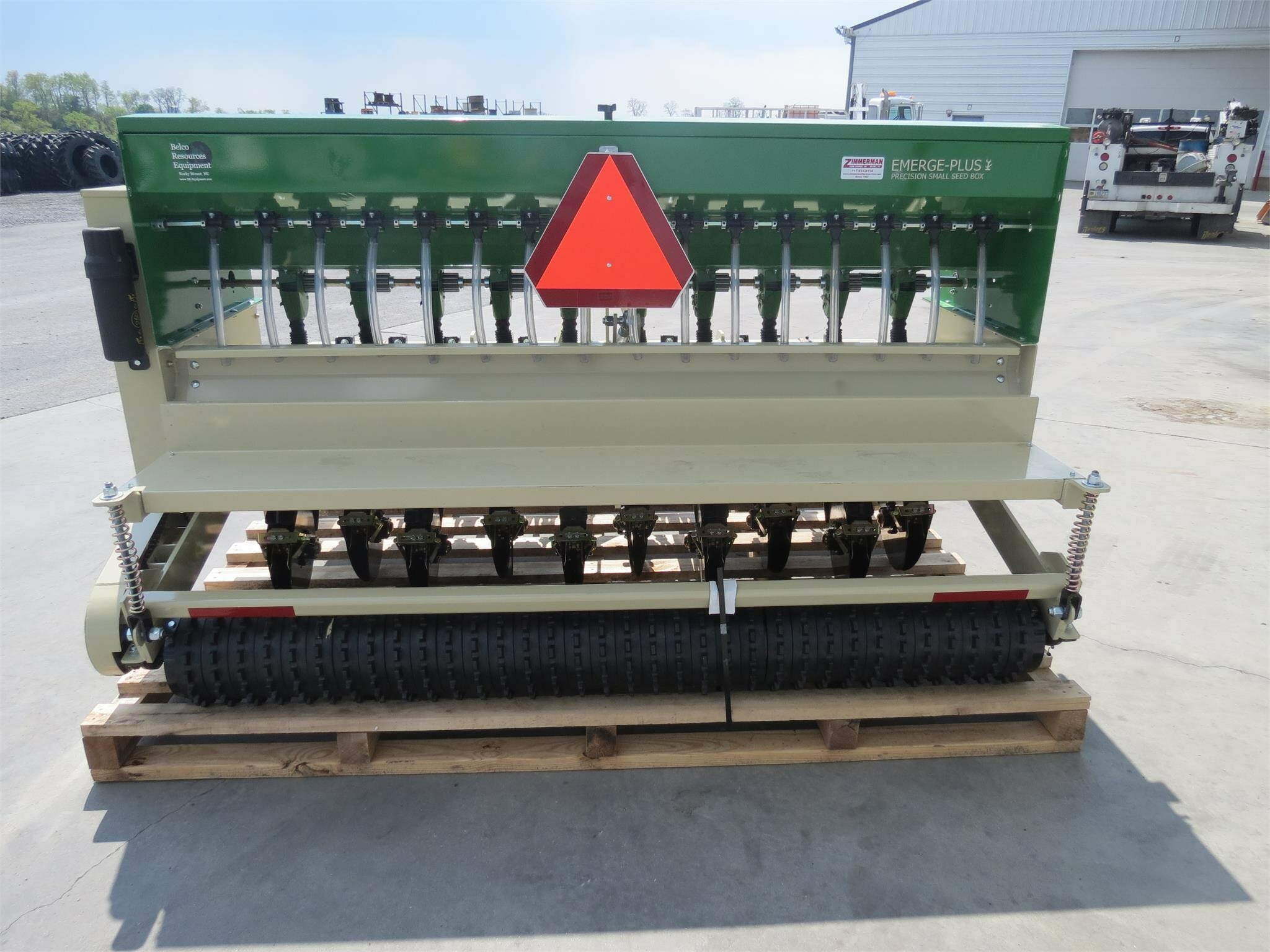 2023 GREENSCAPE 750 Drill 10,950 Machinery Pete