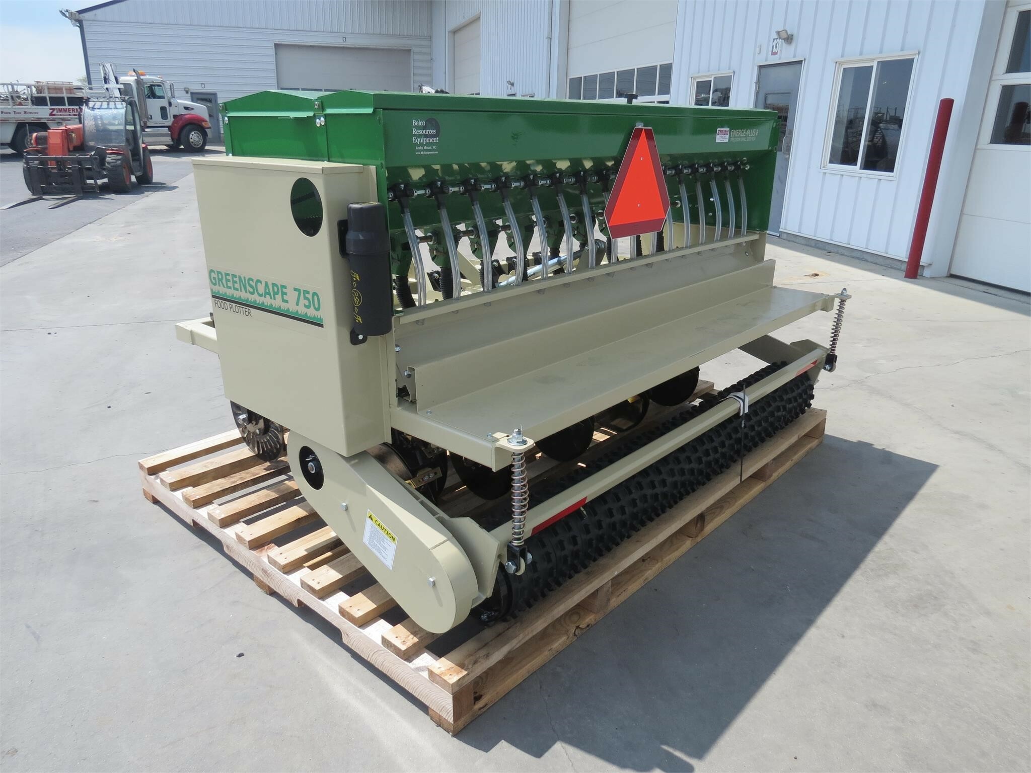 2023 GREENSCAPE 750 Drill 10,950 Machinery Pete