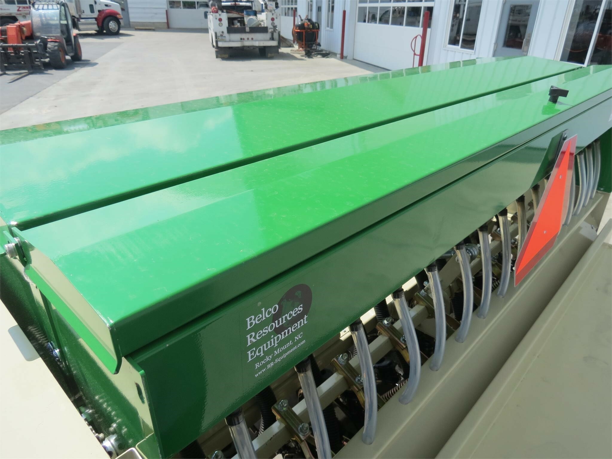 2023 GREENSCAPE 750 Drill 10,950 Machinery Pete