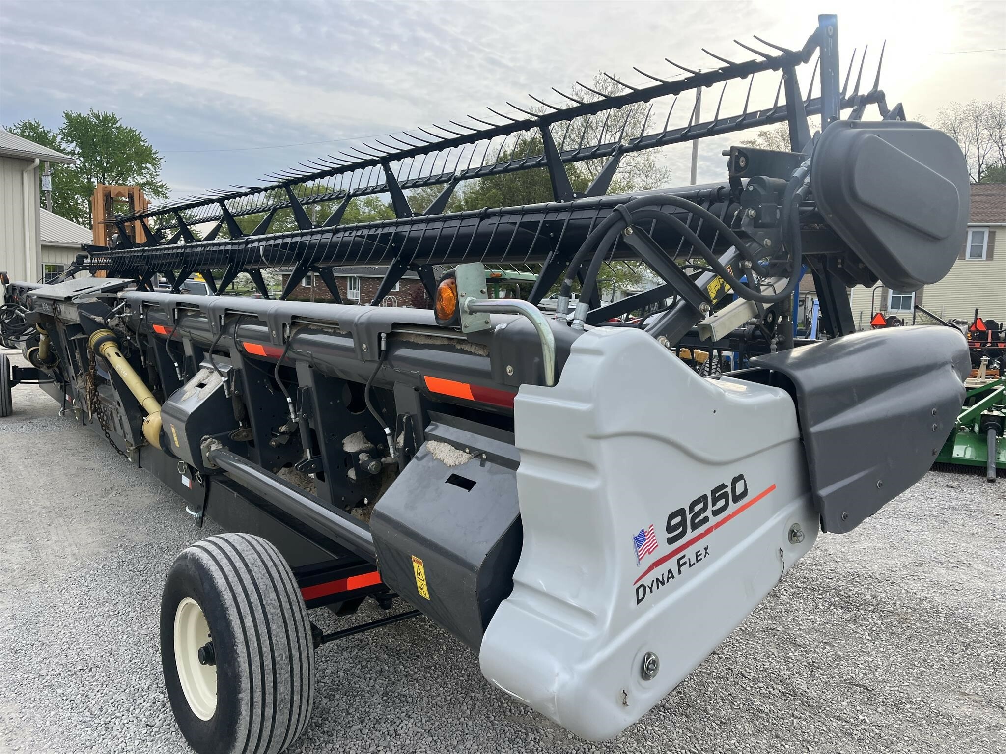 2013 Gleaner 9250 Platform