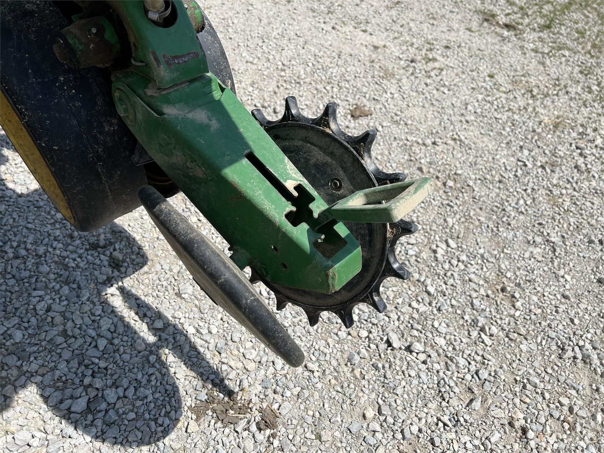  John Deere 7200 Planter