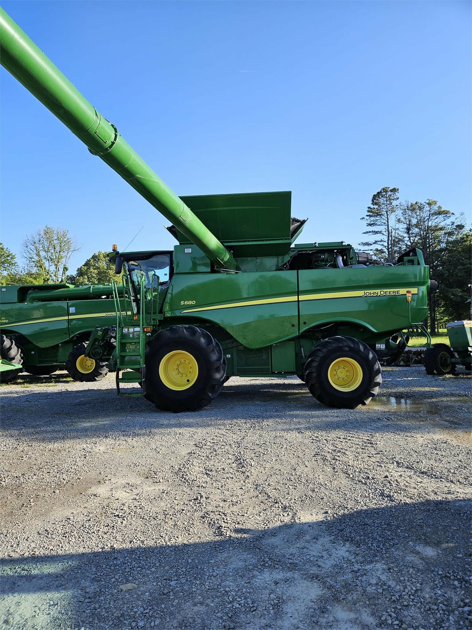 2014 John Deere S680 Combine