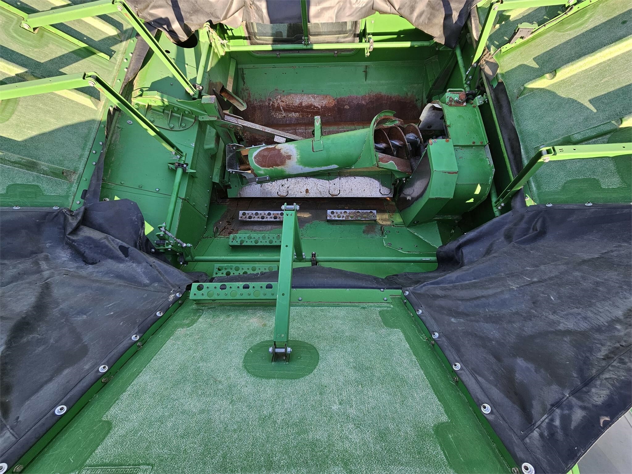 2014 John Deere S680 Combine