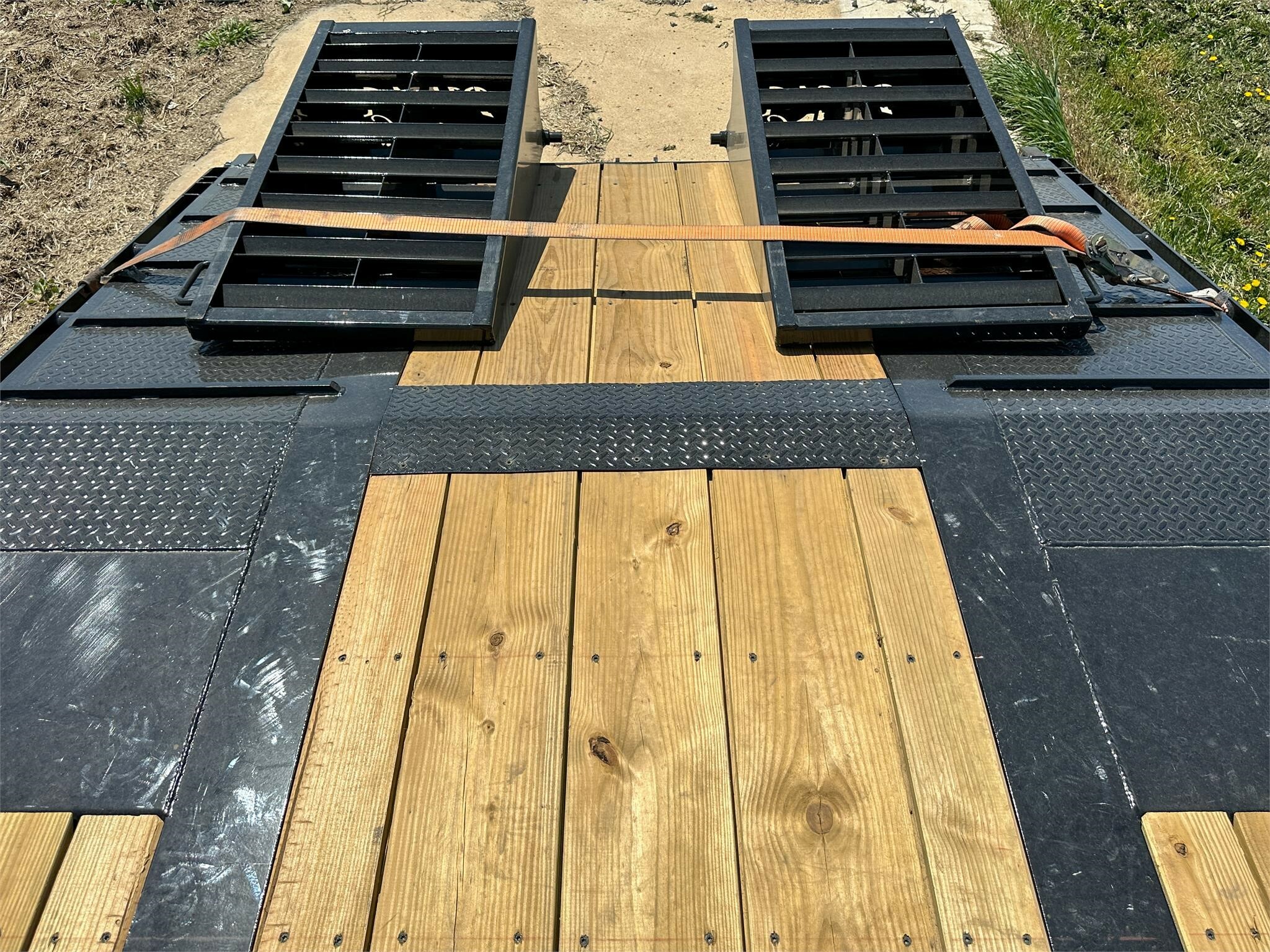 2024 MAS TRAILERS STEP DECK Flatbed Trailer 47,654 Machinery Pete