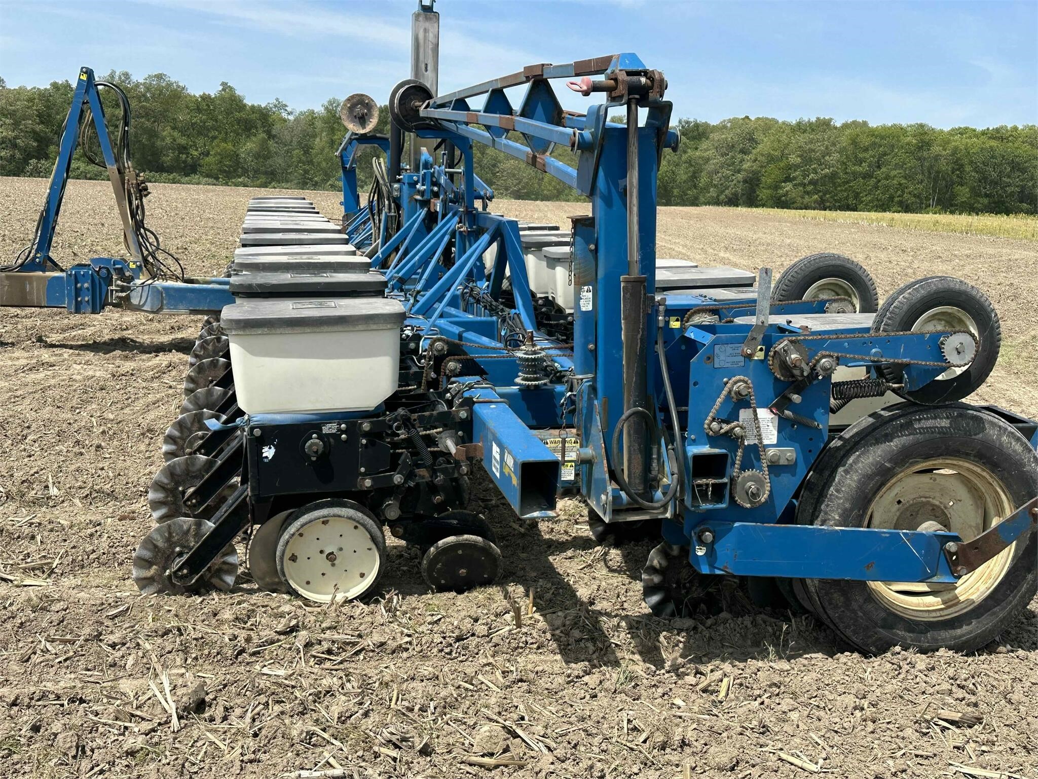 2004 Kinze 3600 Planter