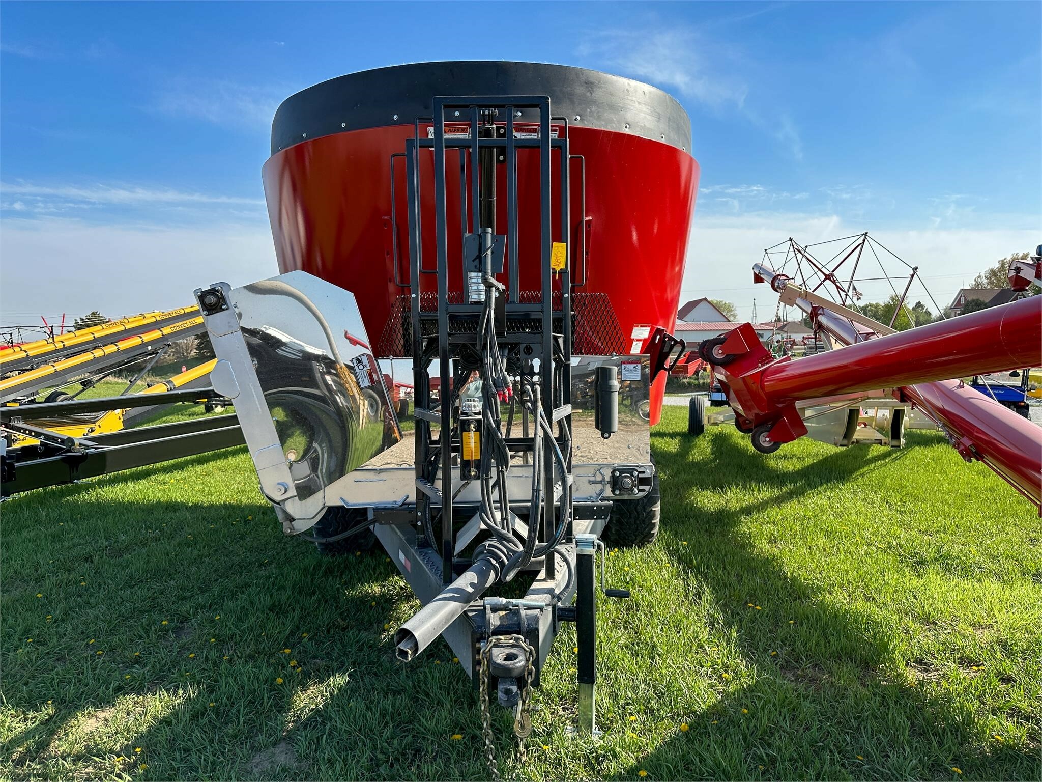 2026 Cloverdale 600T Grinders and Mixer