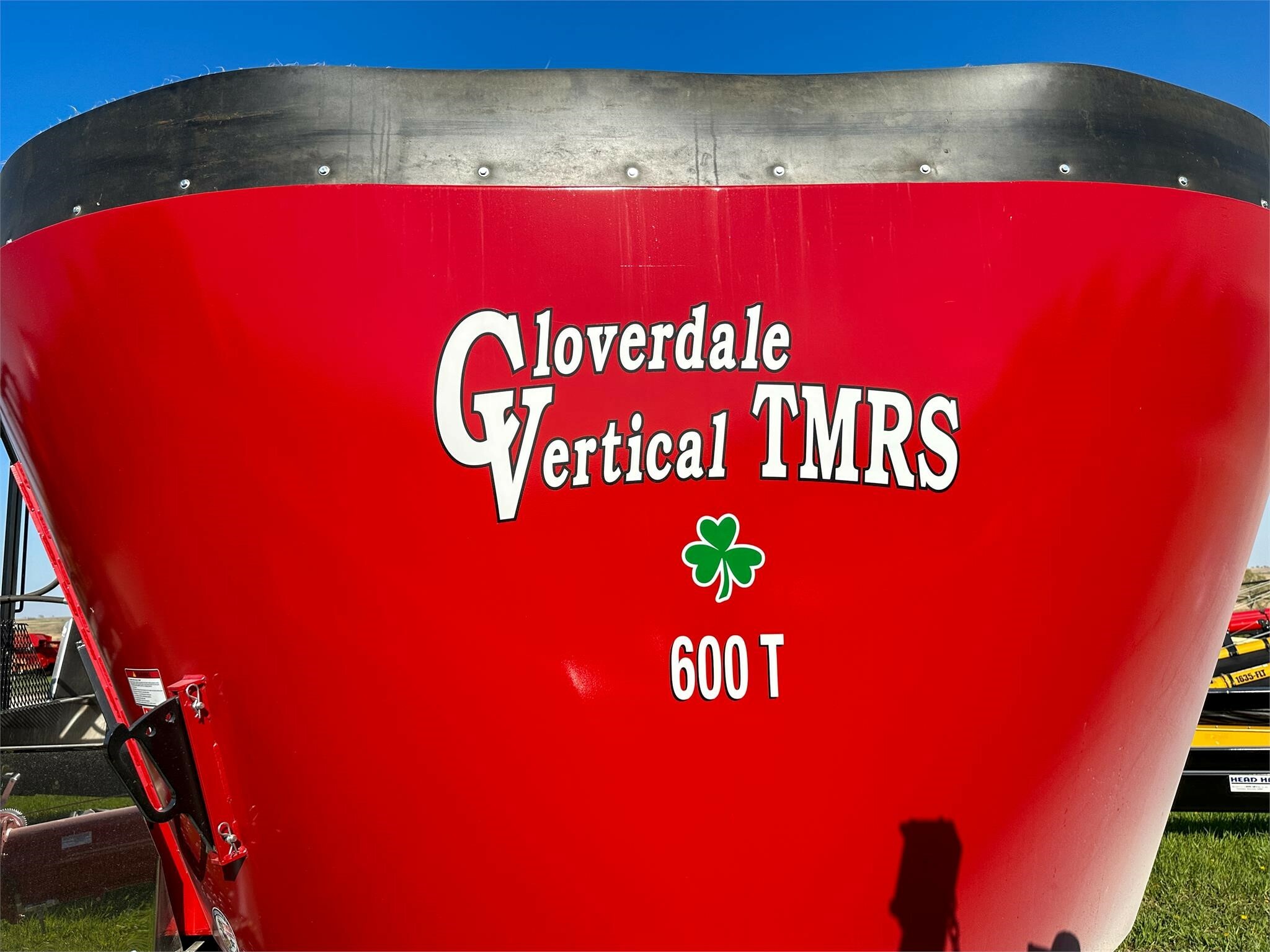 2026 Cloverdale 600T Grinders and Mixer