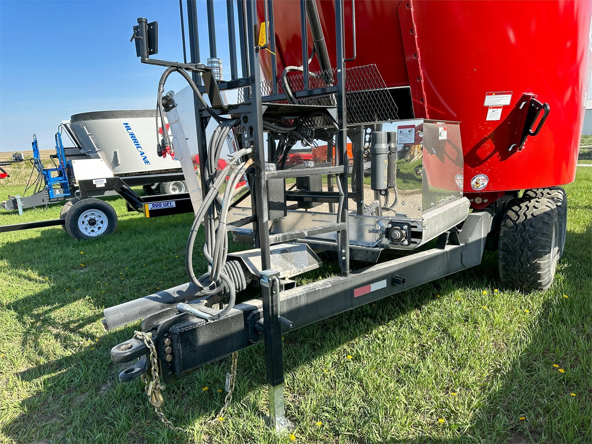 2026 Cloverdale 600T Grinders and Mixer