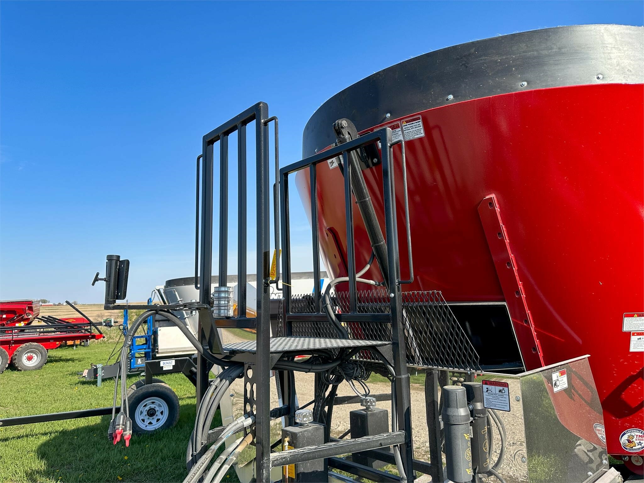 2026 Cloverdale 600T Grinders and Mixer