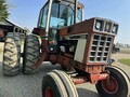  International Harvester 1586 Tractor