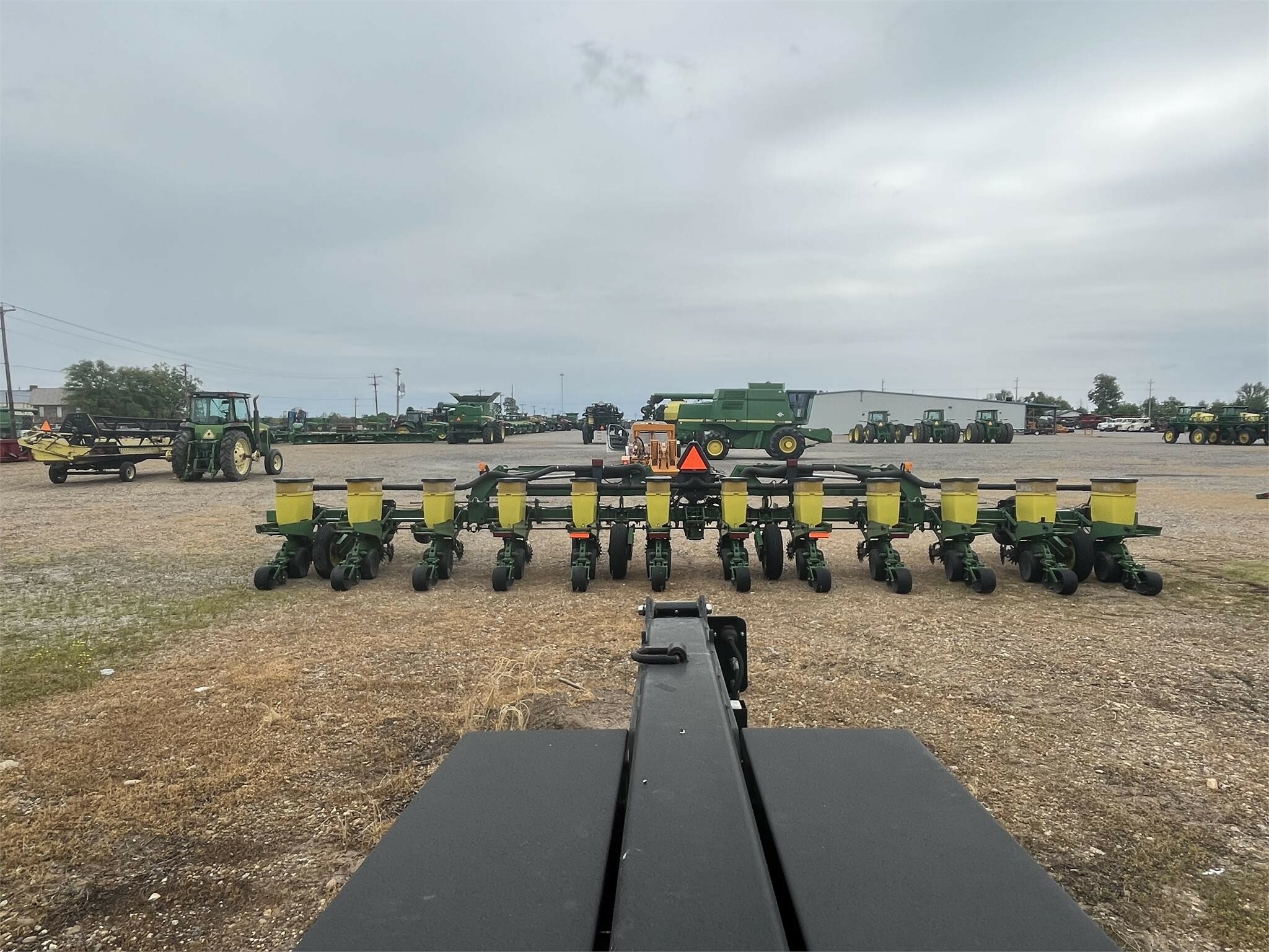 2002 John Deere 1720 Planter