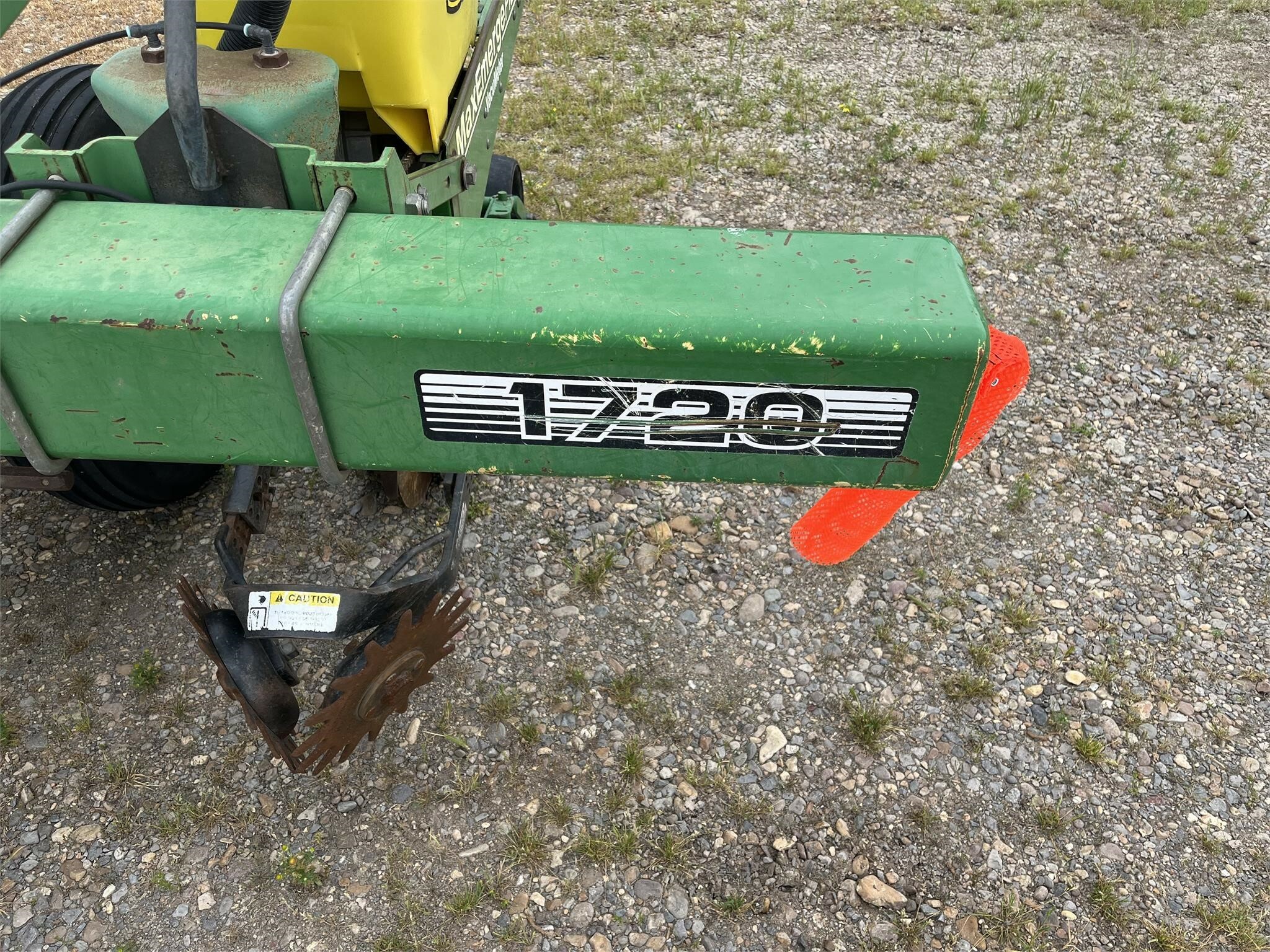 2002 John Deere 1720 Planter