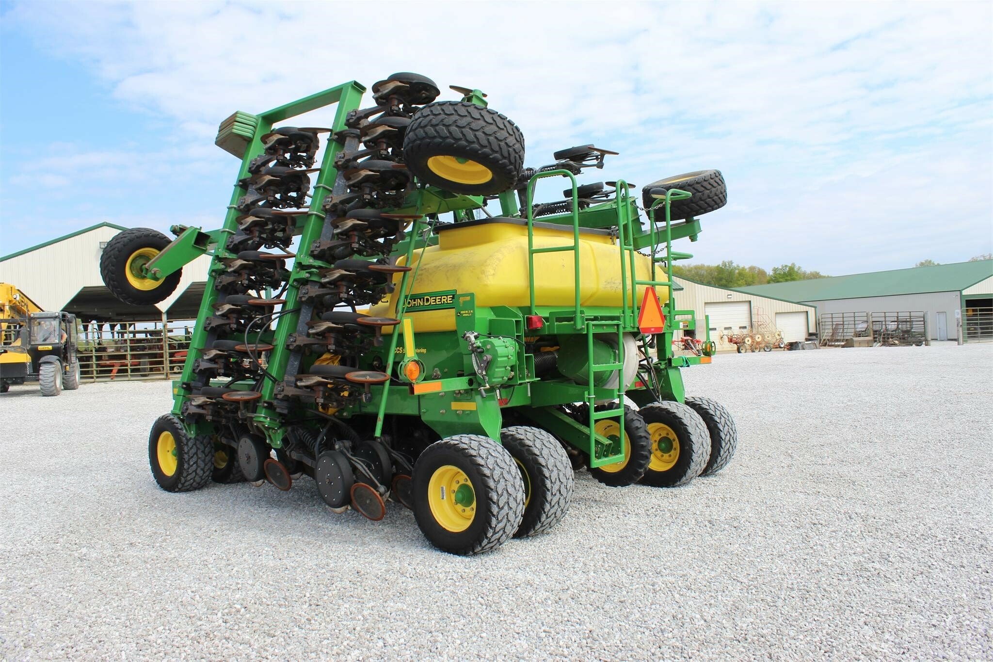 2011 John Deere 1990 Air Seeder Call Machinery Pete