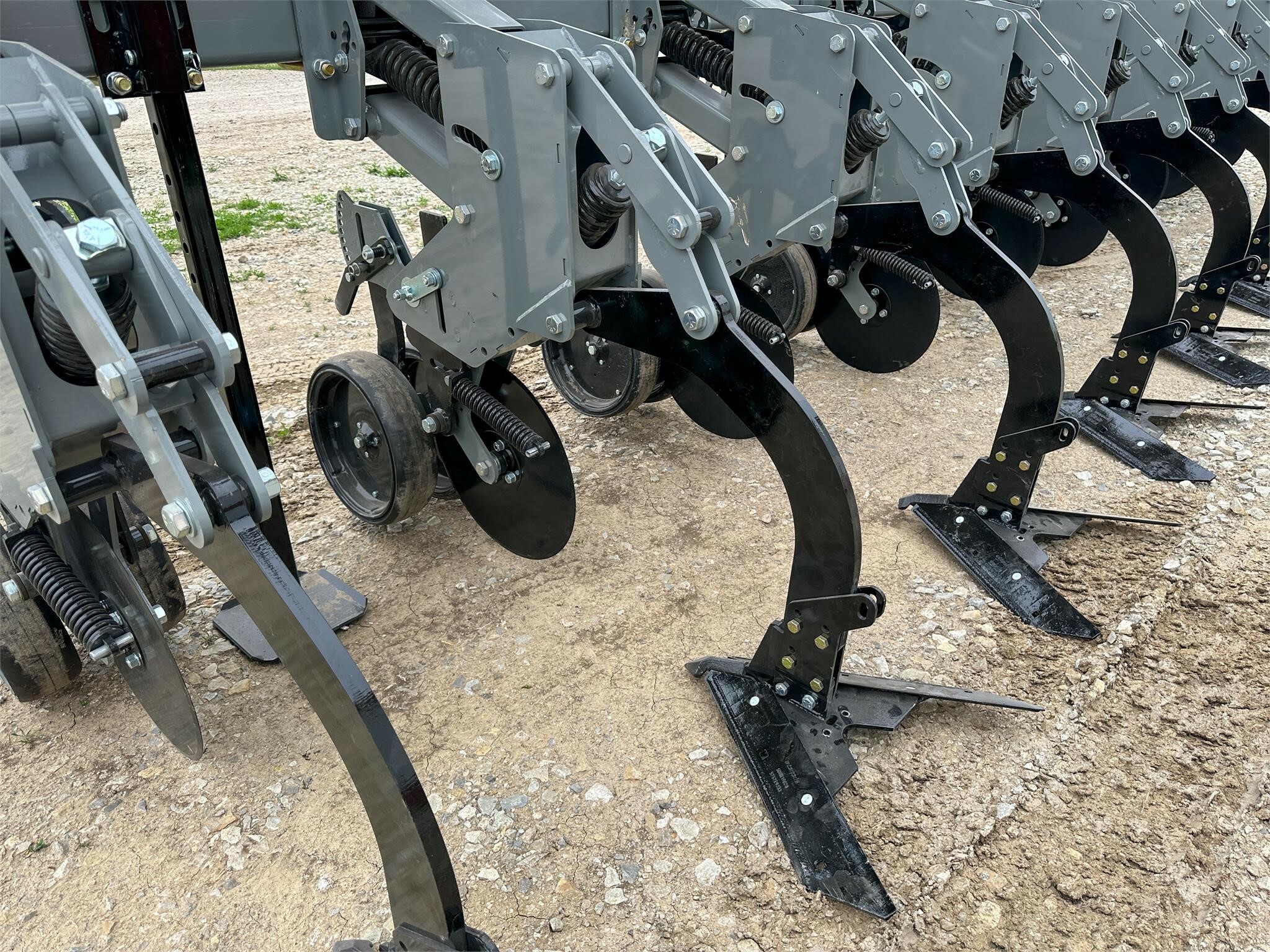 2026 Hiniker 6500 Cultivator