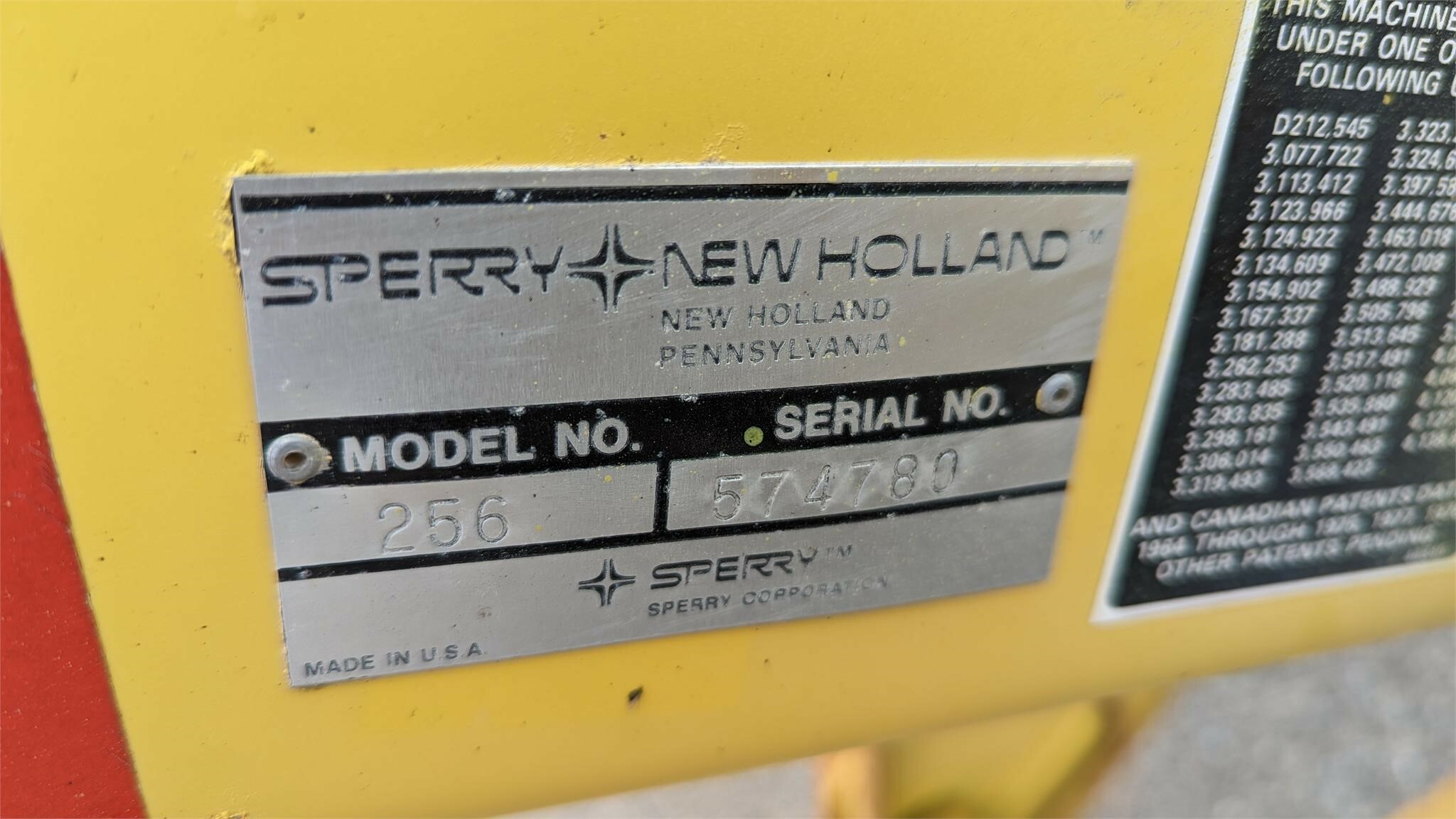  New Holland Rolabar 256 Rake