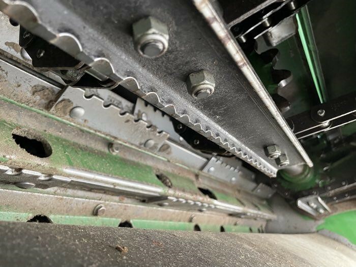 2015 John Deere S670 Combine