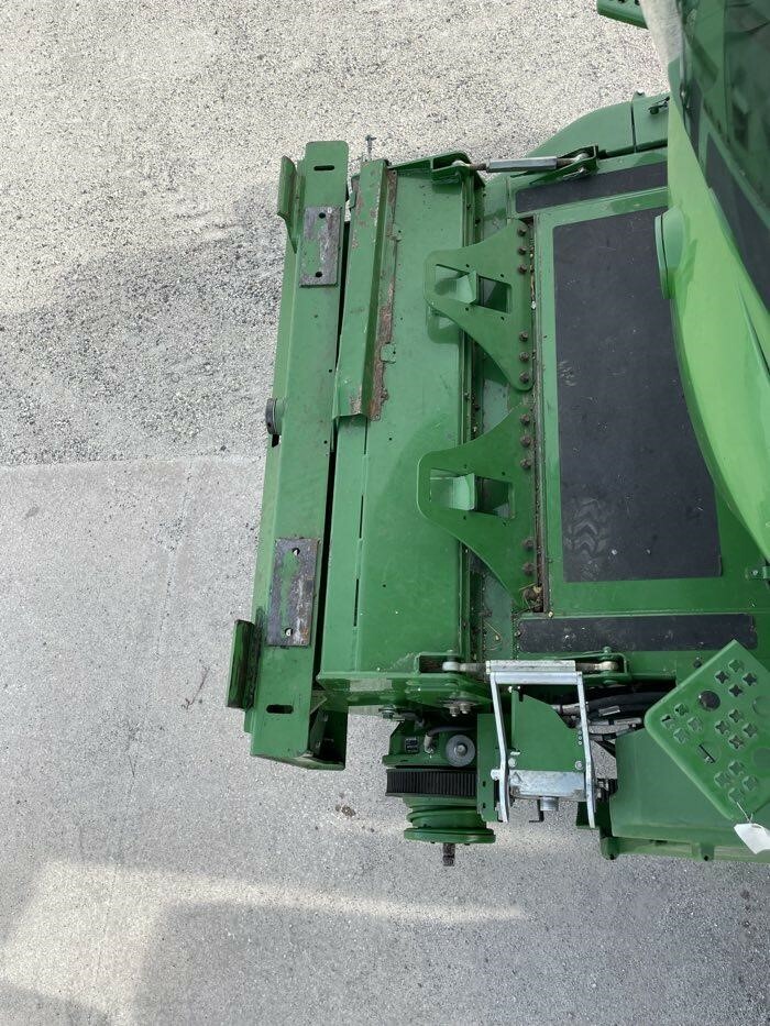 2015 John Deere S670 Combine