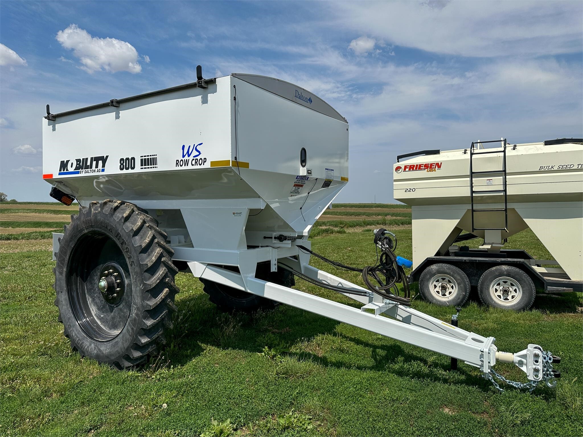 2026 Dalton Ag Products MOBILITY 800WS Pull-Type Fertilizer Spreader