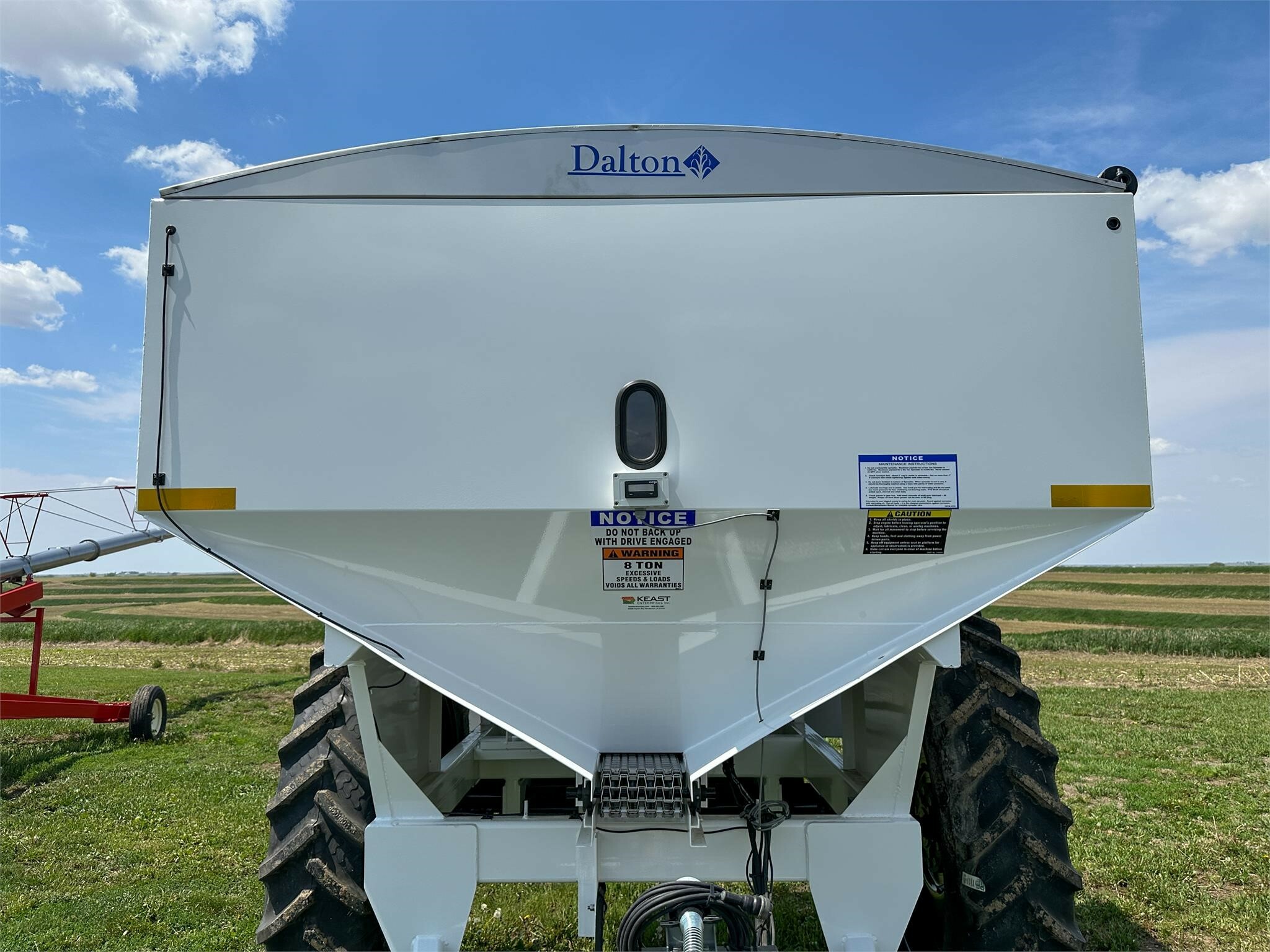 2026 Dalton Ag Products MOBILITY 800WS Pull-Type Fertilizer Spreader