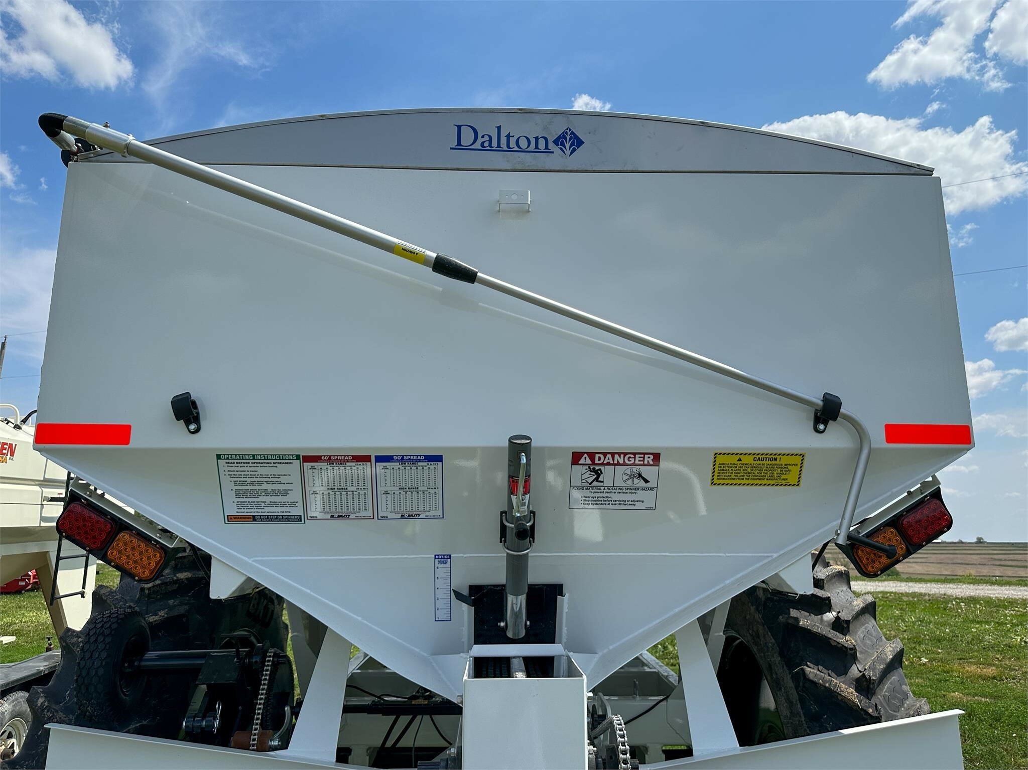 2024 Dalton Ag Products Mobility 800 PullType Fertilizer Spreader