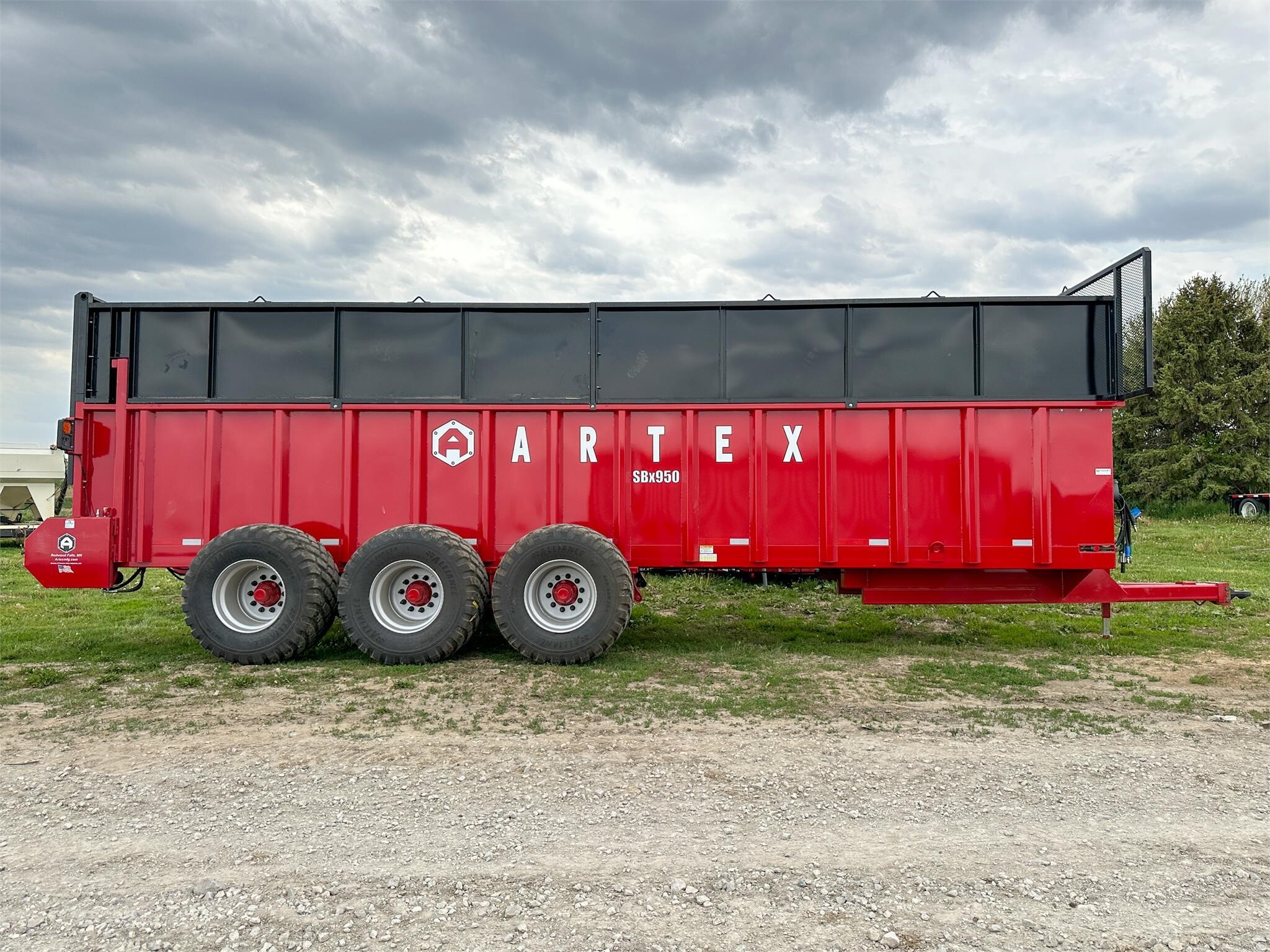2025 Artex SBX950 Manure Spreader