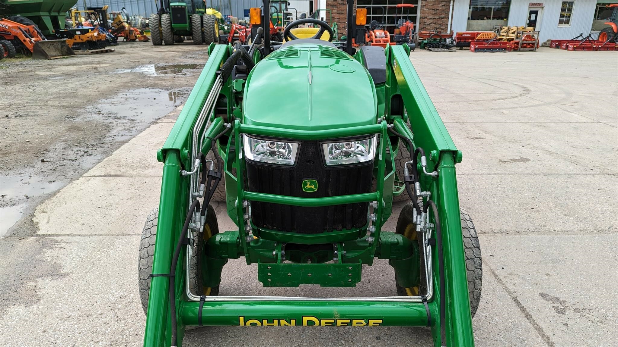 John Deere 4044M Tractor 26,900 Machinery Pete