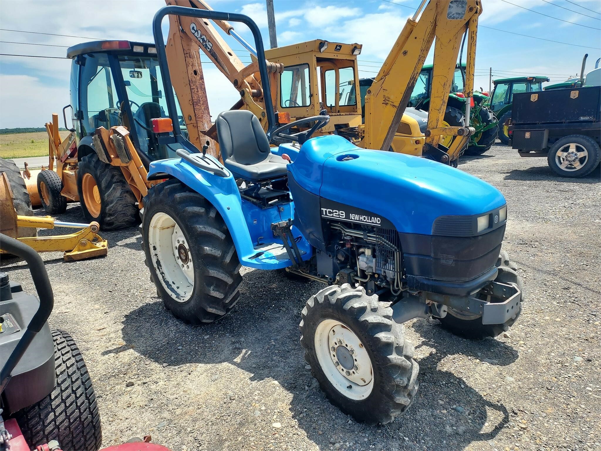New Holland TC29 Tractor 7,750 Machinery Pete