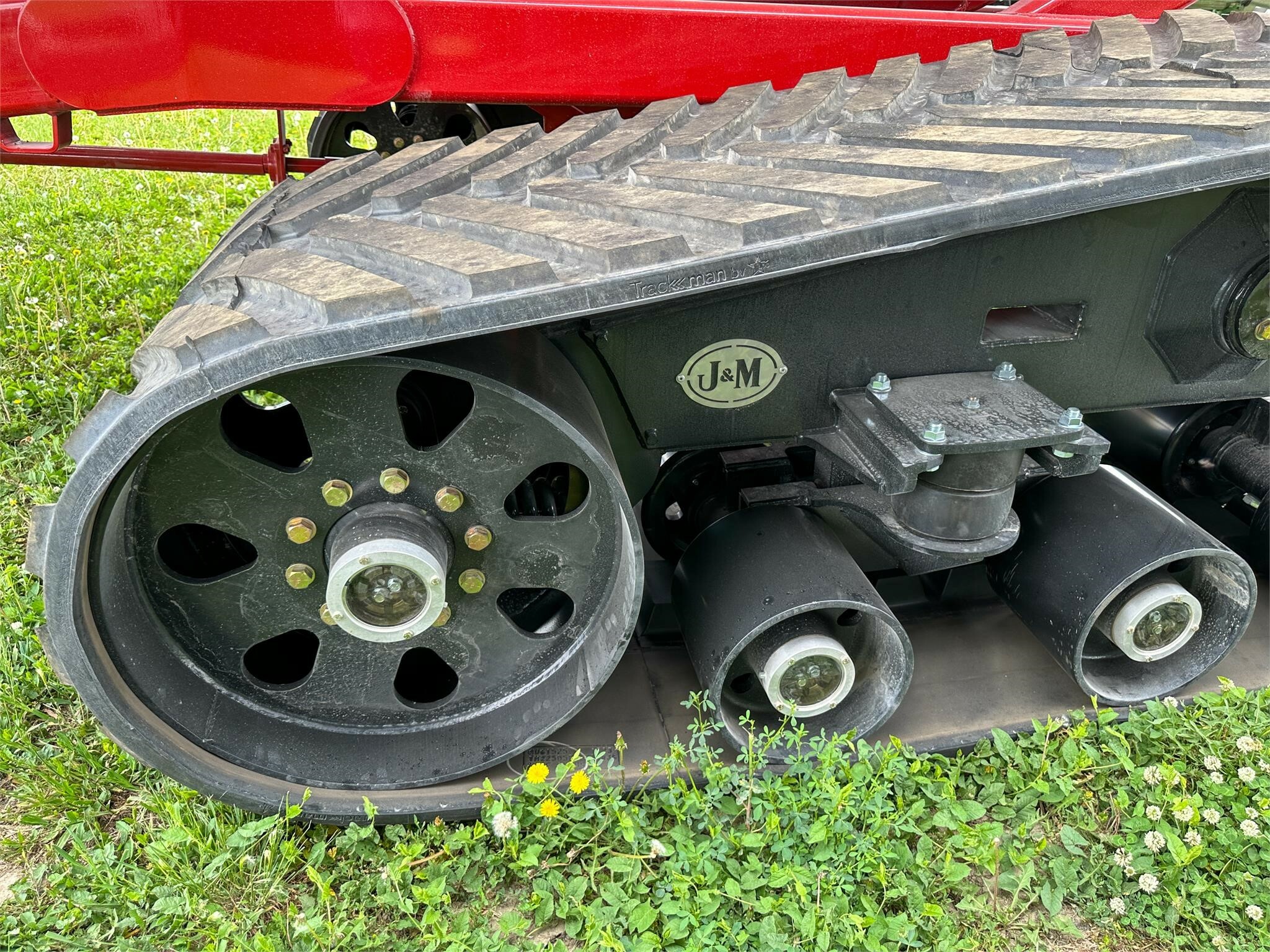 2026 J&M 1522-20T Grain Cart