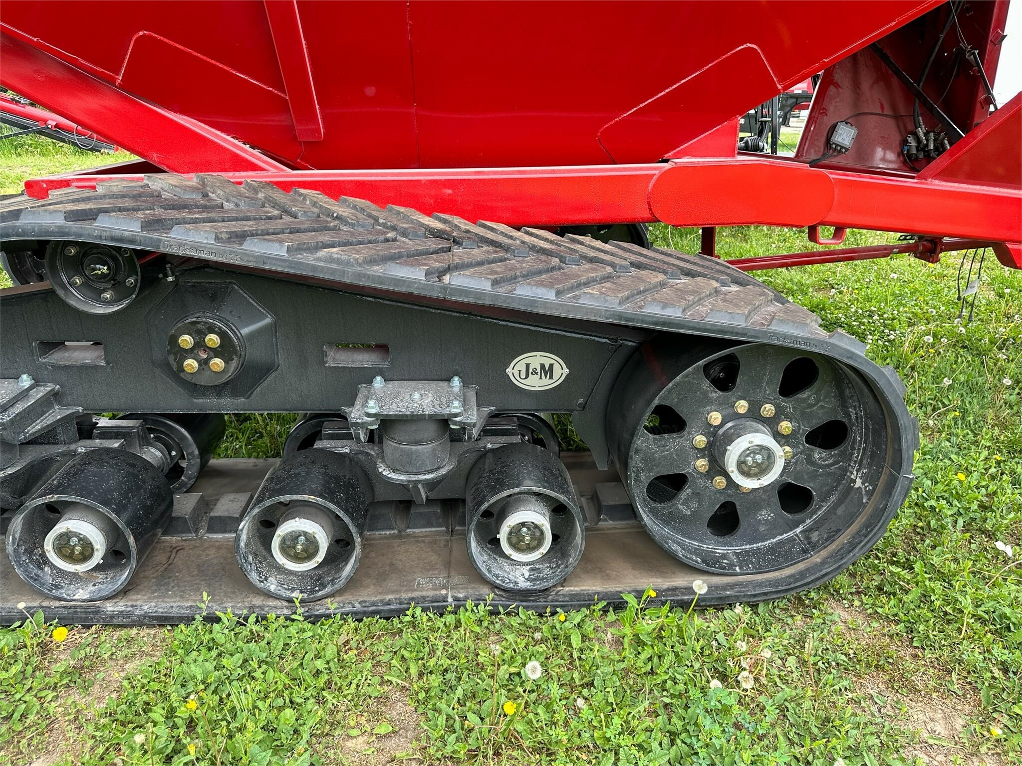 2026 J&M 1522-20T Grain Cart