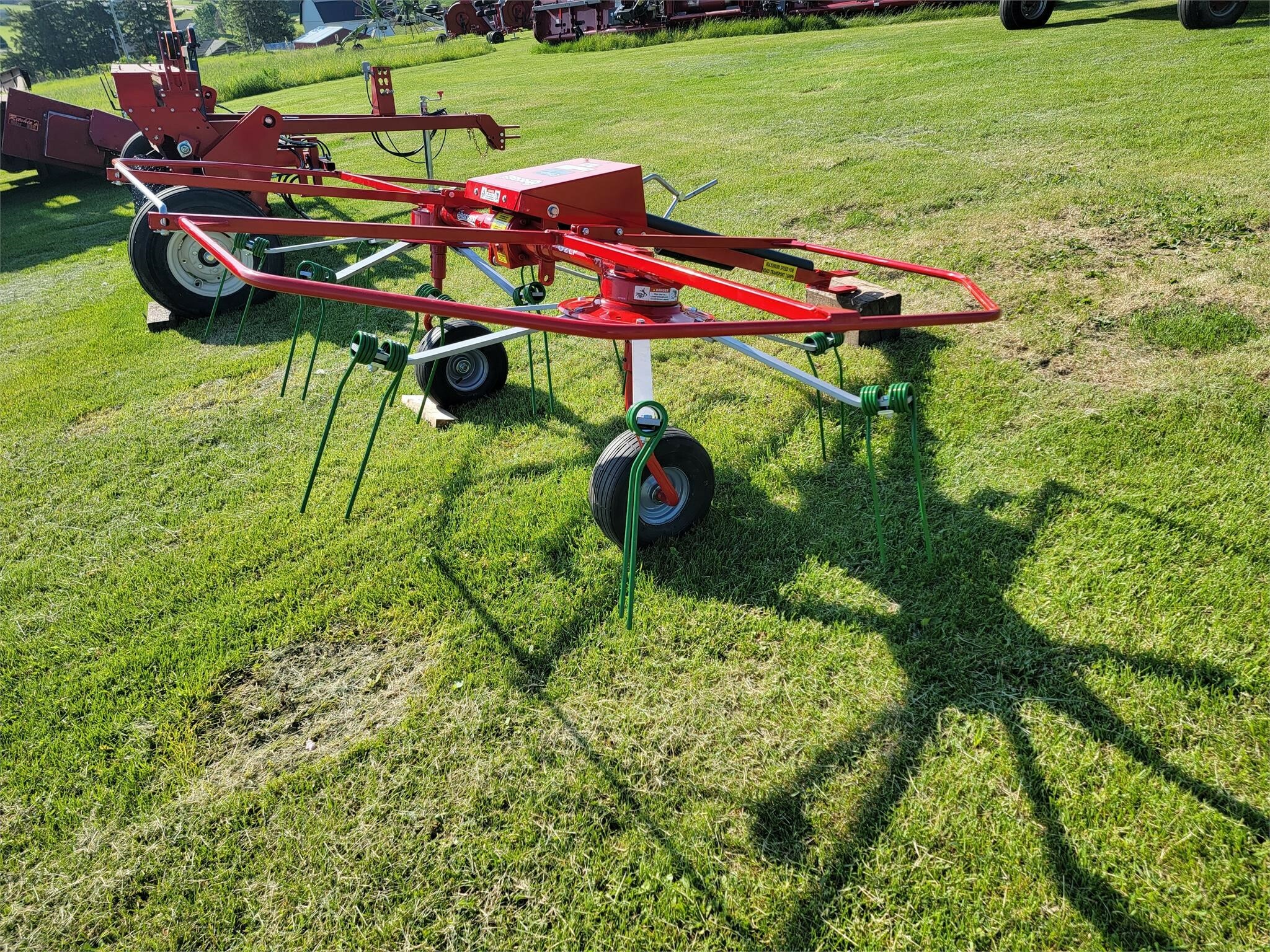 2023 Enorossi G2V310PTH Tedder Call Machinery Pete