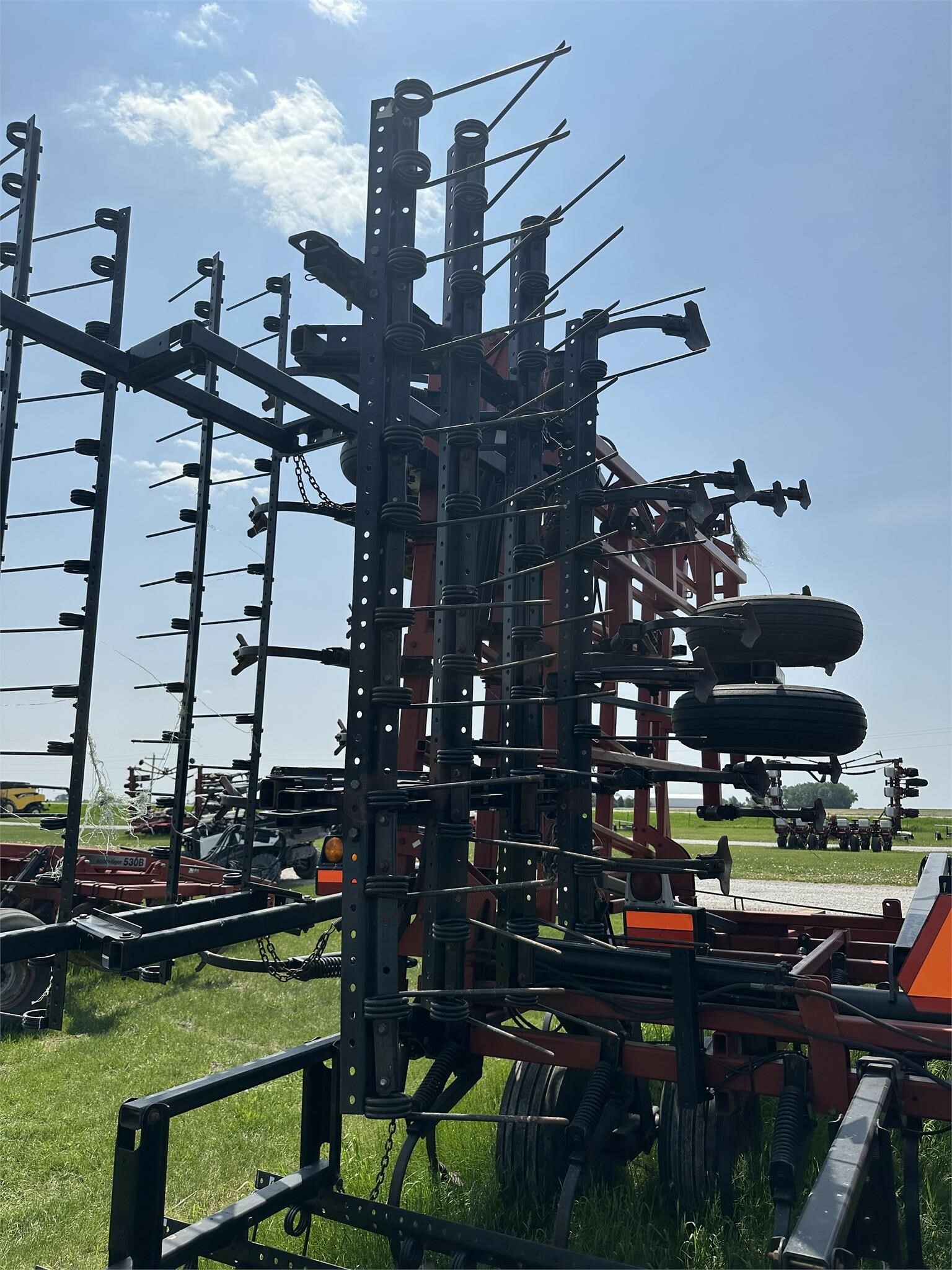 2004 Case IH Tigermate 200 Field Cultivator