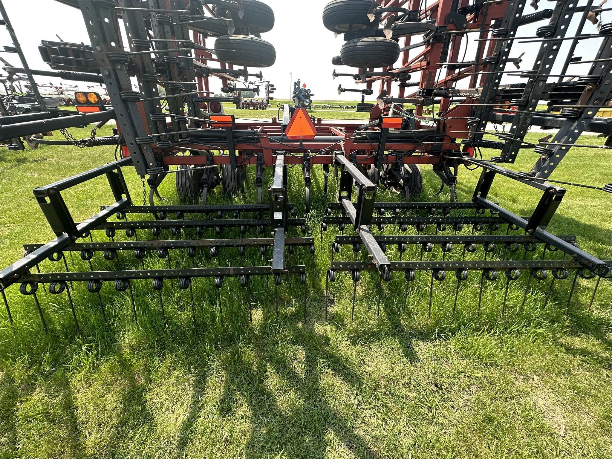 2004 Case IH Tigermate 200 Field Cultivator