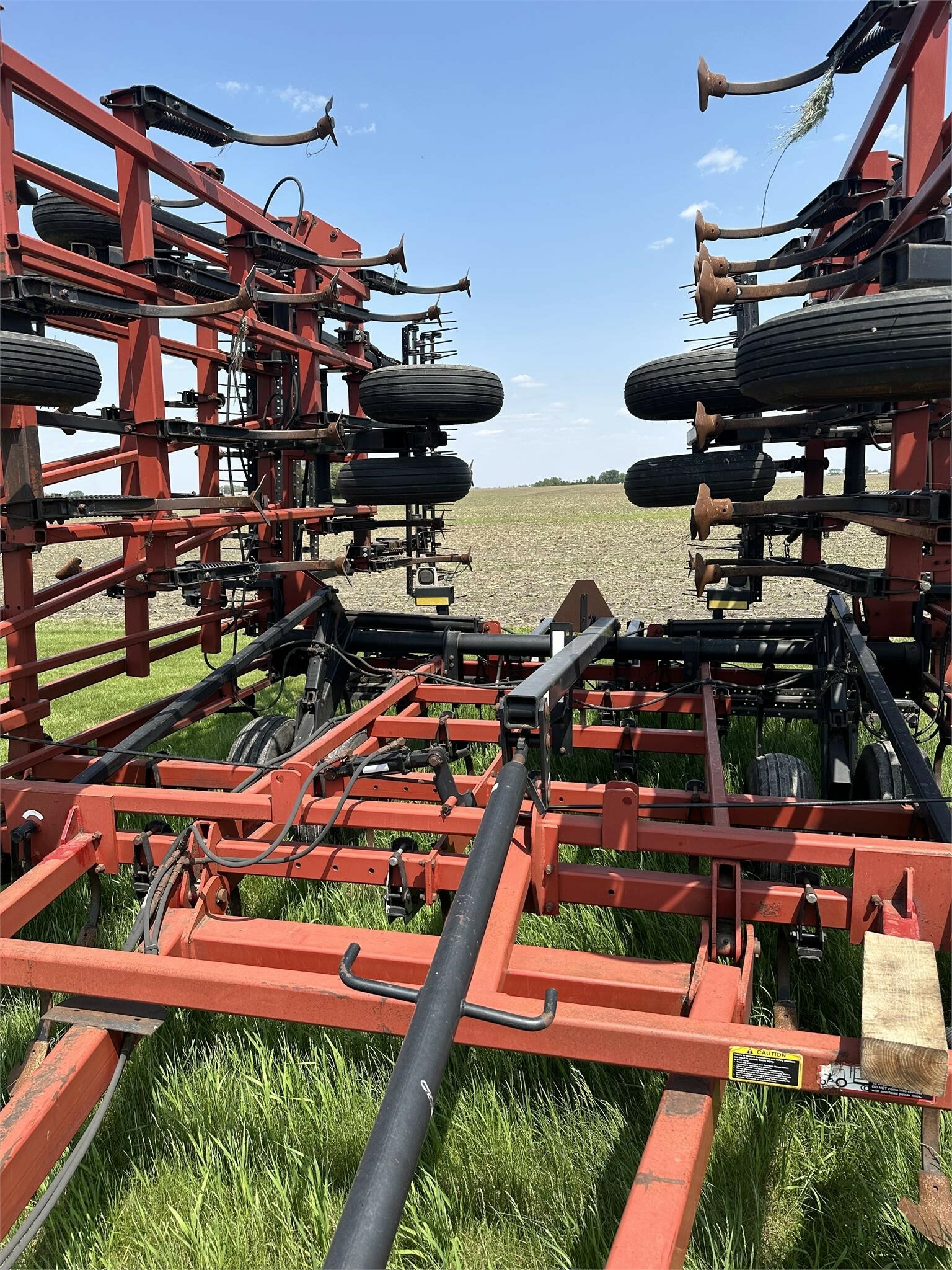 2004 Case IH Tigermate 200 Field Cultivator