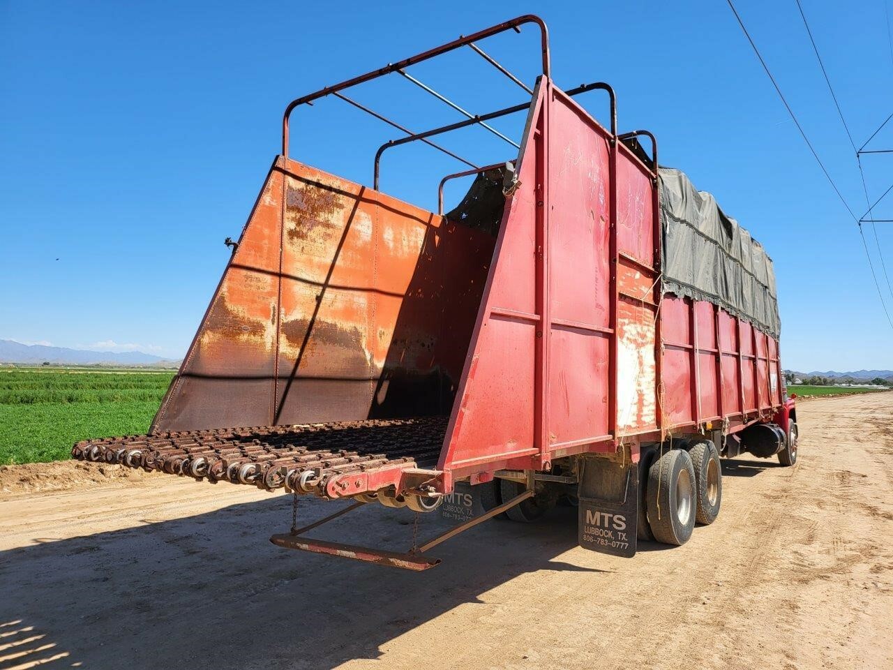 1989 Mack RD690S Semi Trucks/Trailer