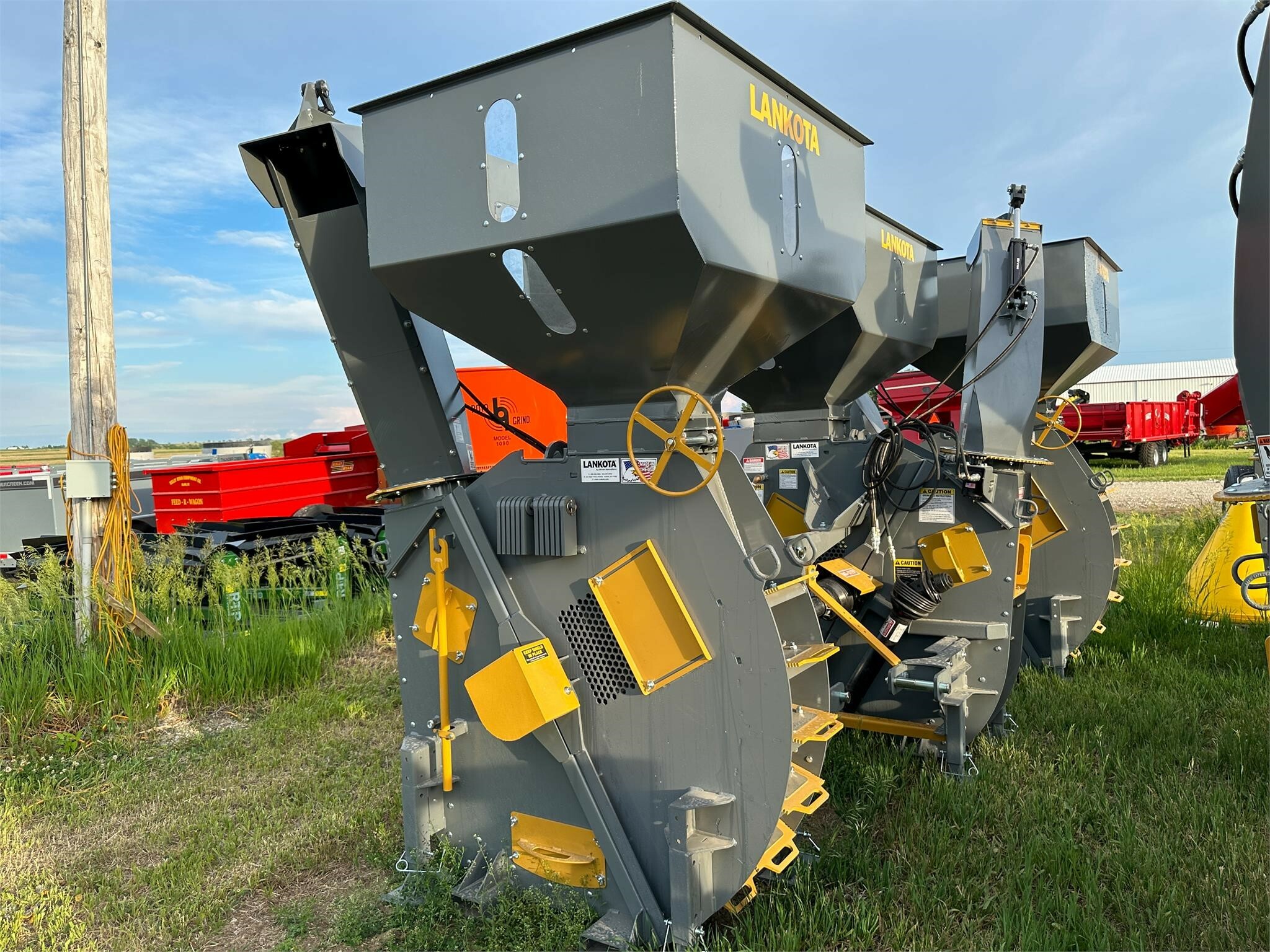 2026 Lankota LANCK17157 Grinders and Mixer - $17,030 | Machinery Pete