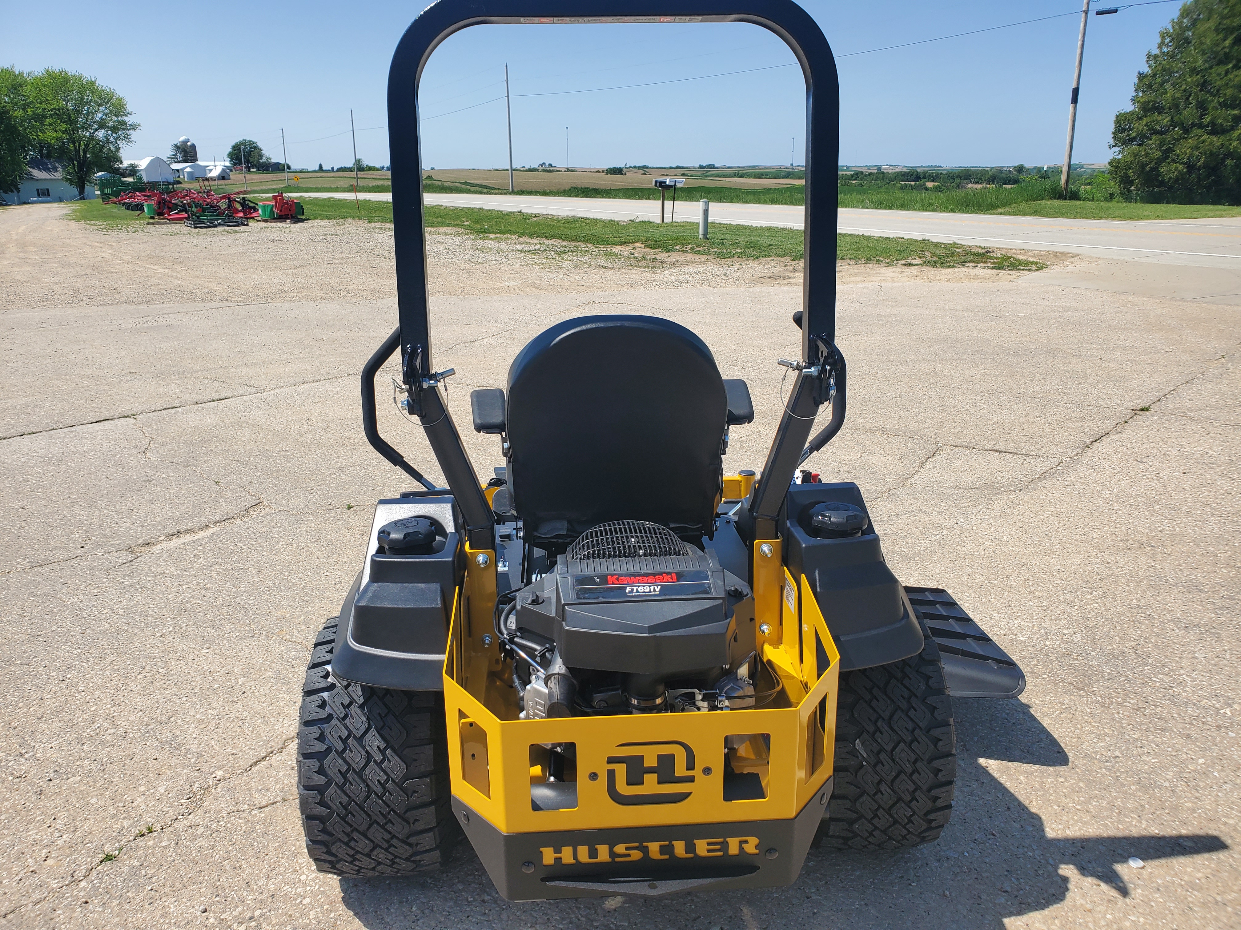 2025 Hustler FASTRAK 54 Lawn Mower