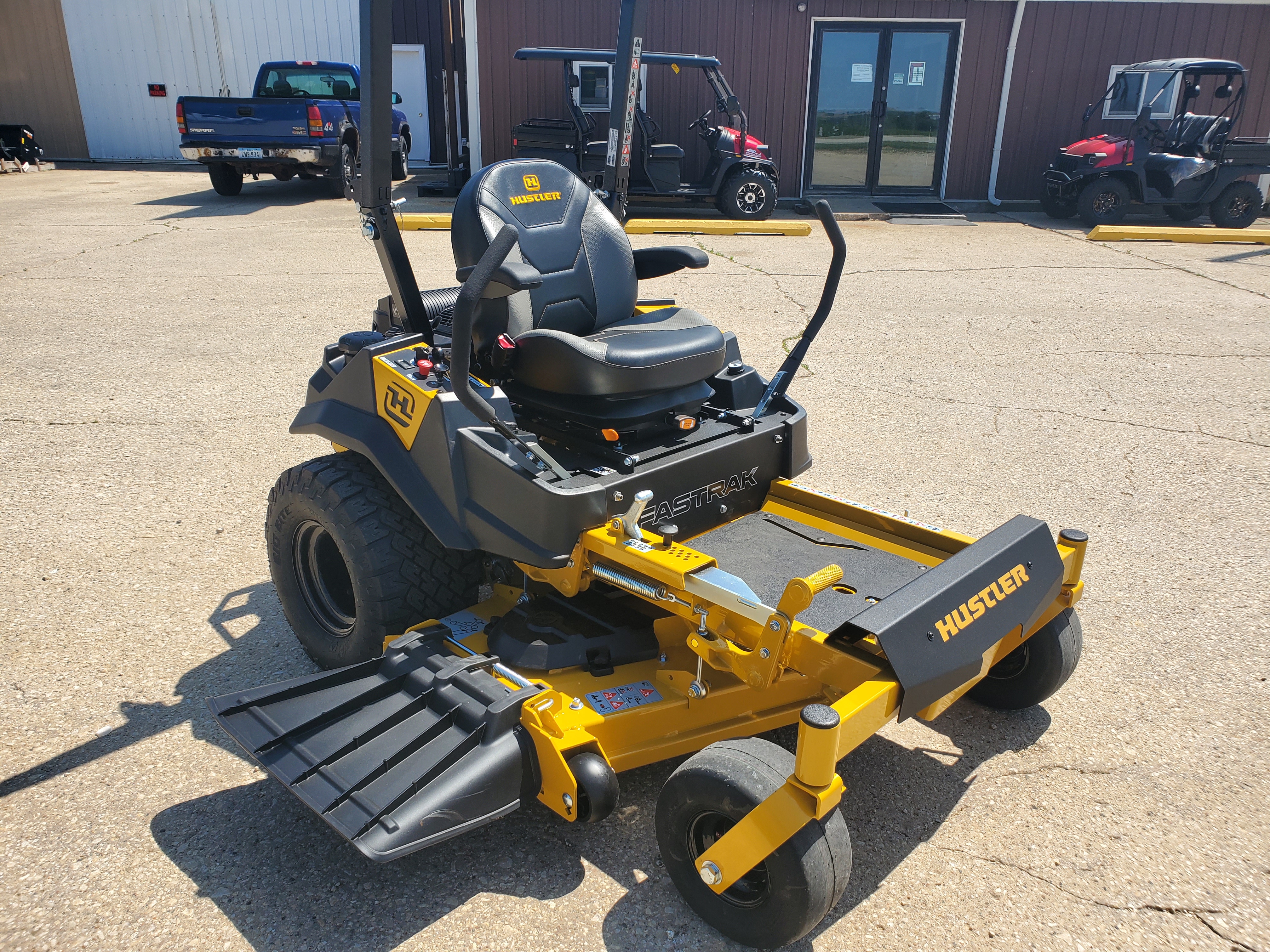 2025 Hustler FASTRAK 54 Lawn Mower