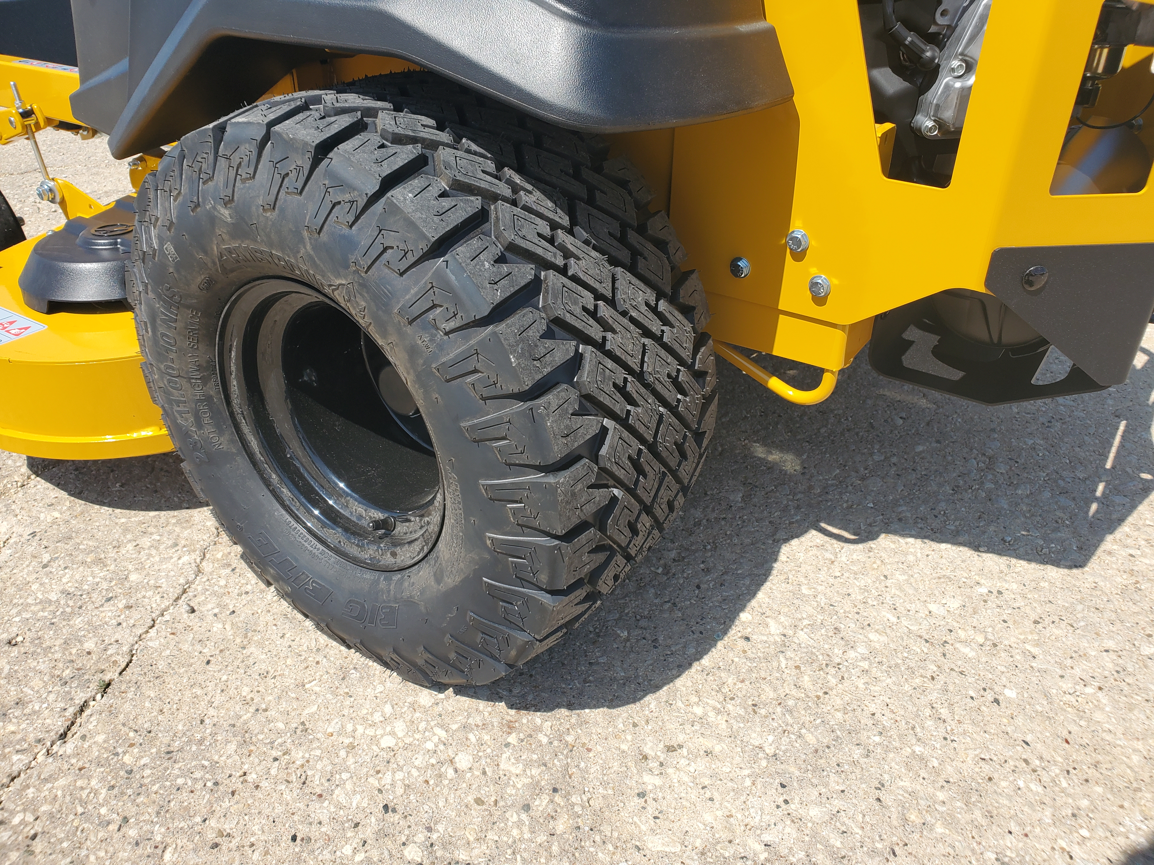 2025 Hustler FASTRAK 54 Lawn Mower