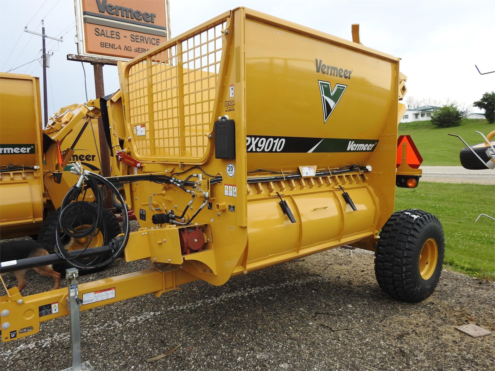  Vermeer BPX9010 Bale Processor
