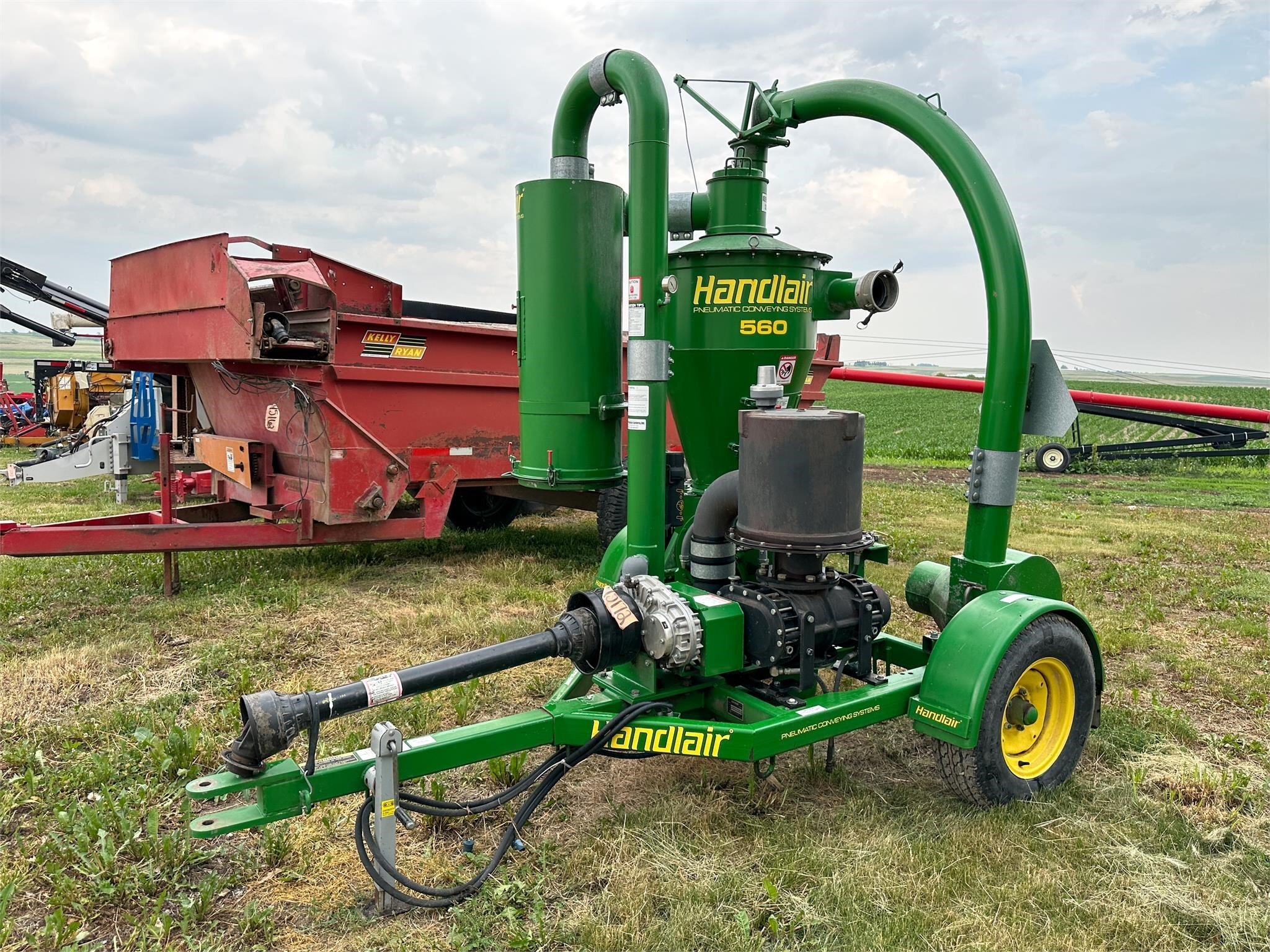 2012 Handlair 560 Grain Vac