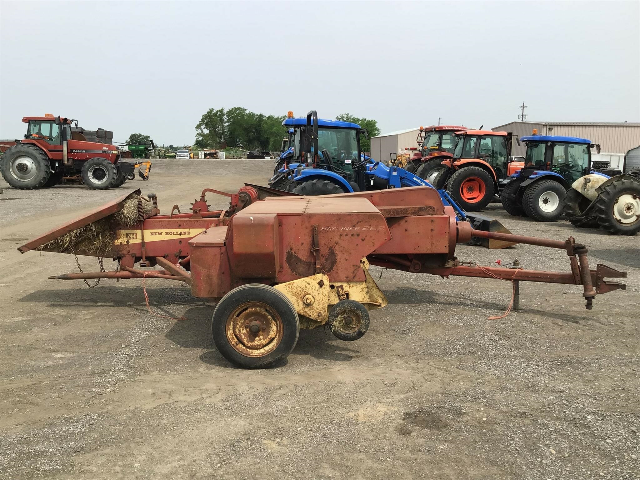  New Holland HAYLINER 269 Small Square Baler