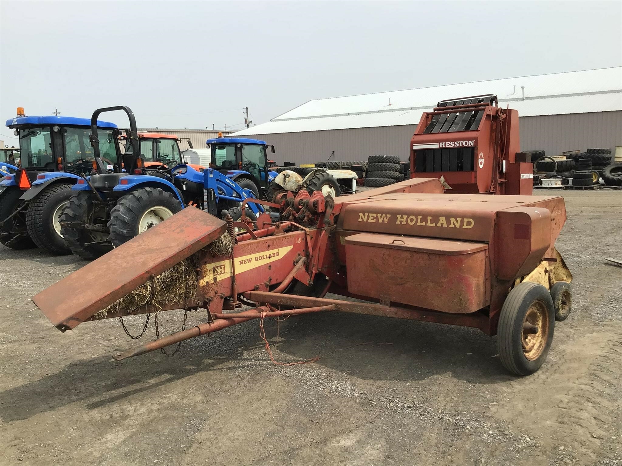  New Holland HAYLINER 269 Small Square Baler