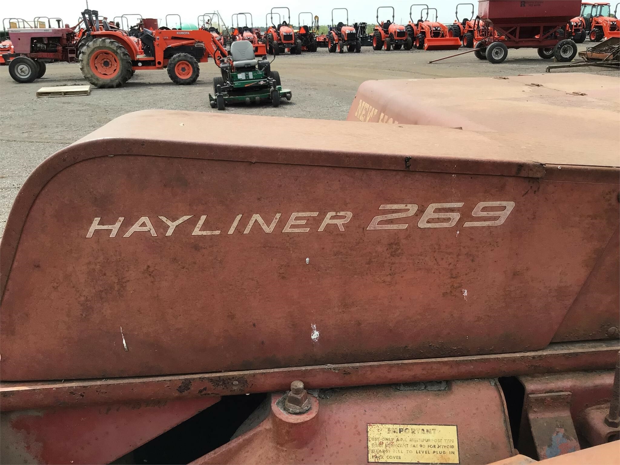  New Holland HAYLINER 269 Small Square Baler
