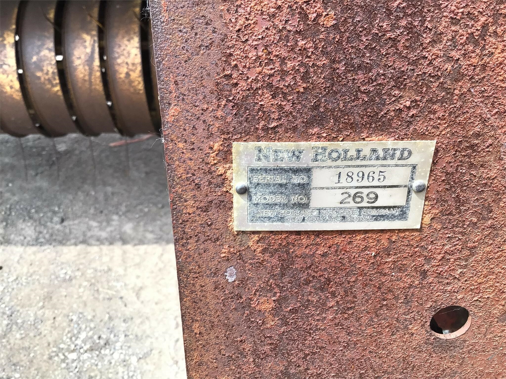  New Holland HAYLINER 269 Small Square Baler