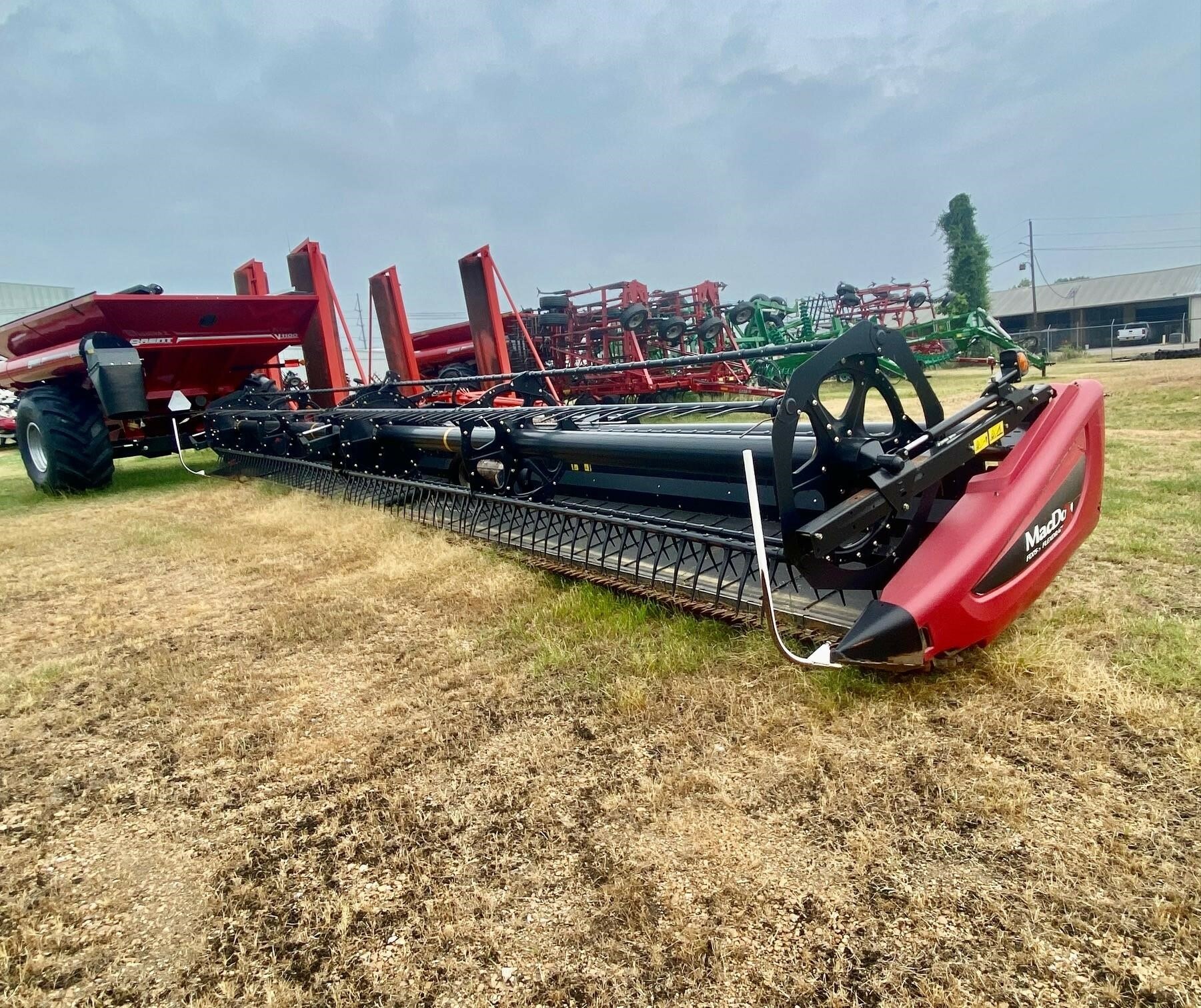 2017 MacDon FD75 Platform