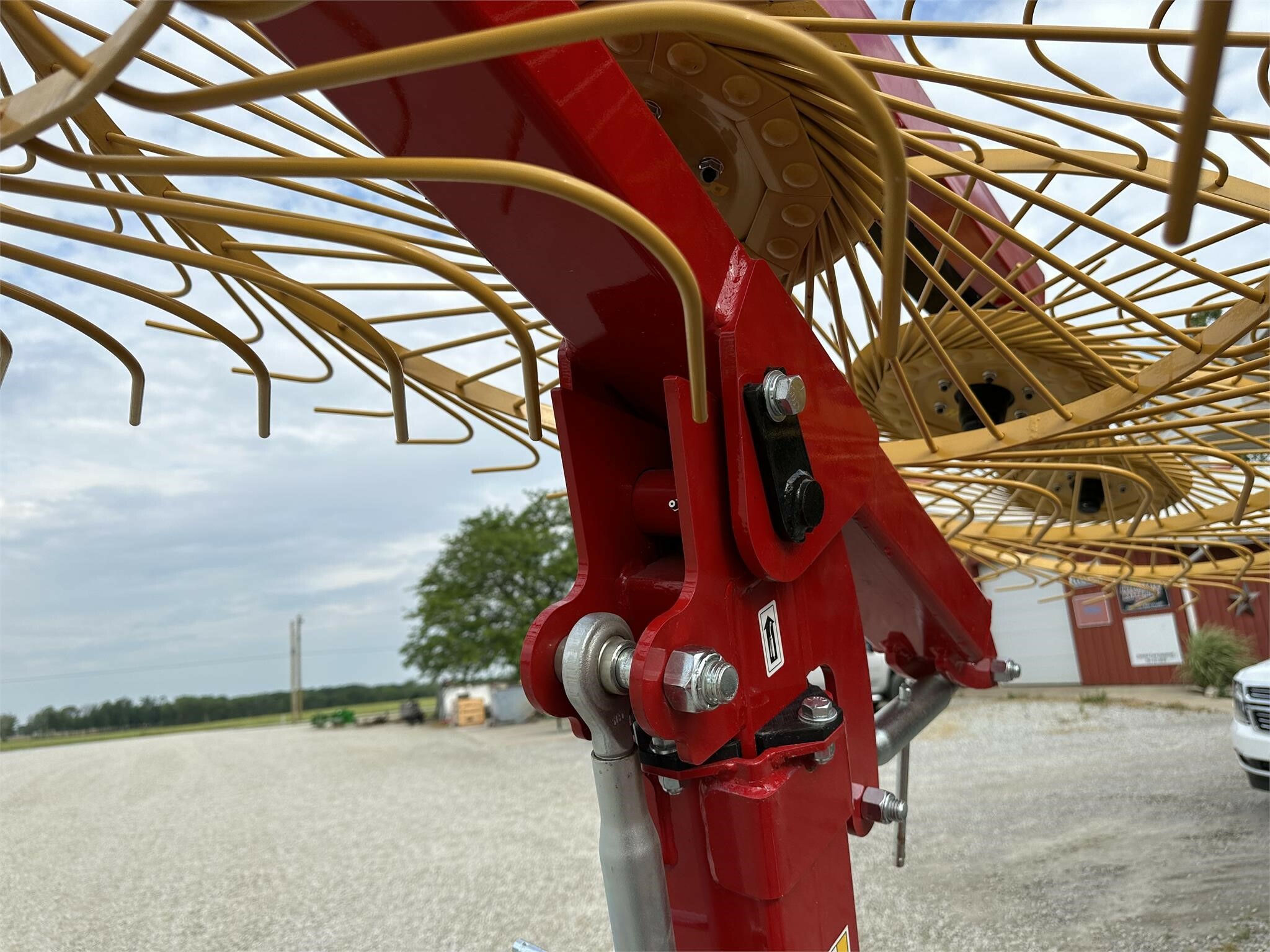 2025 Ogden Metalworks RCR812 Rake