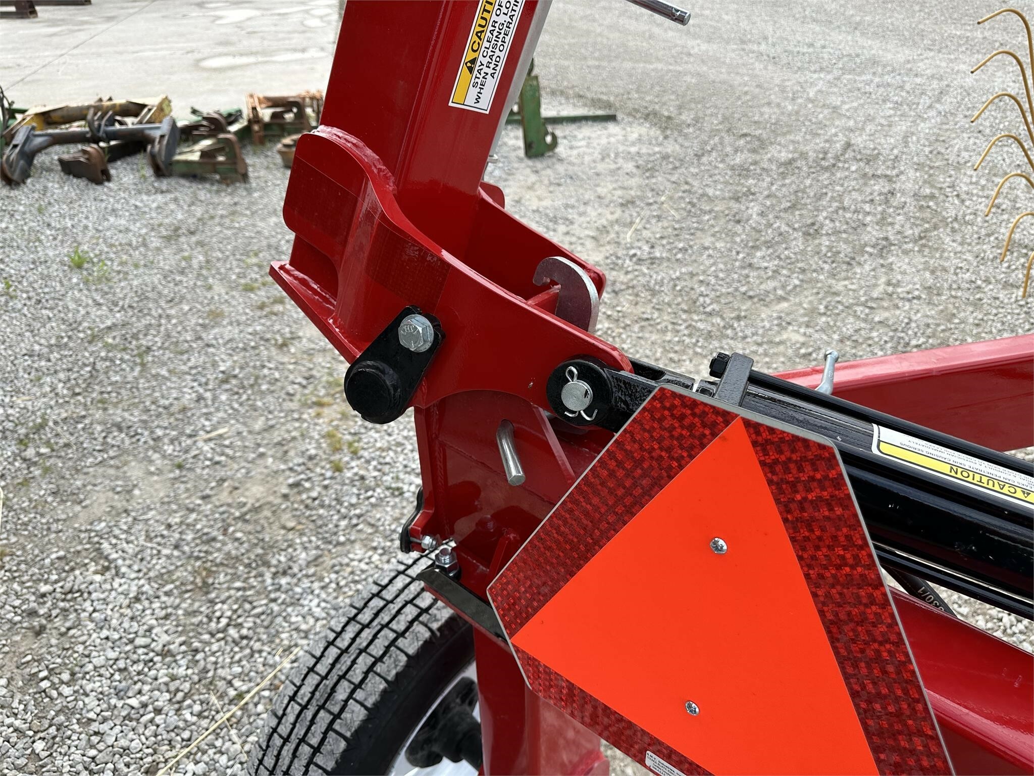 2025 Ogden Metalworks RCR812 Rake